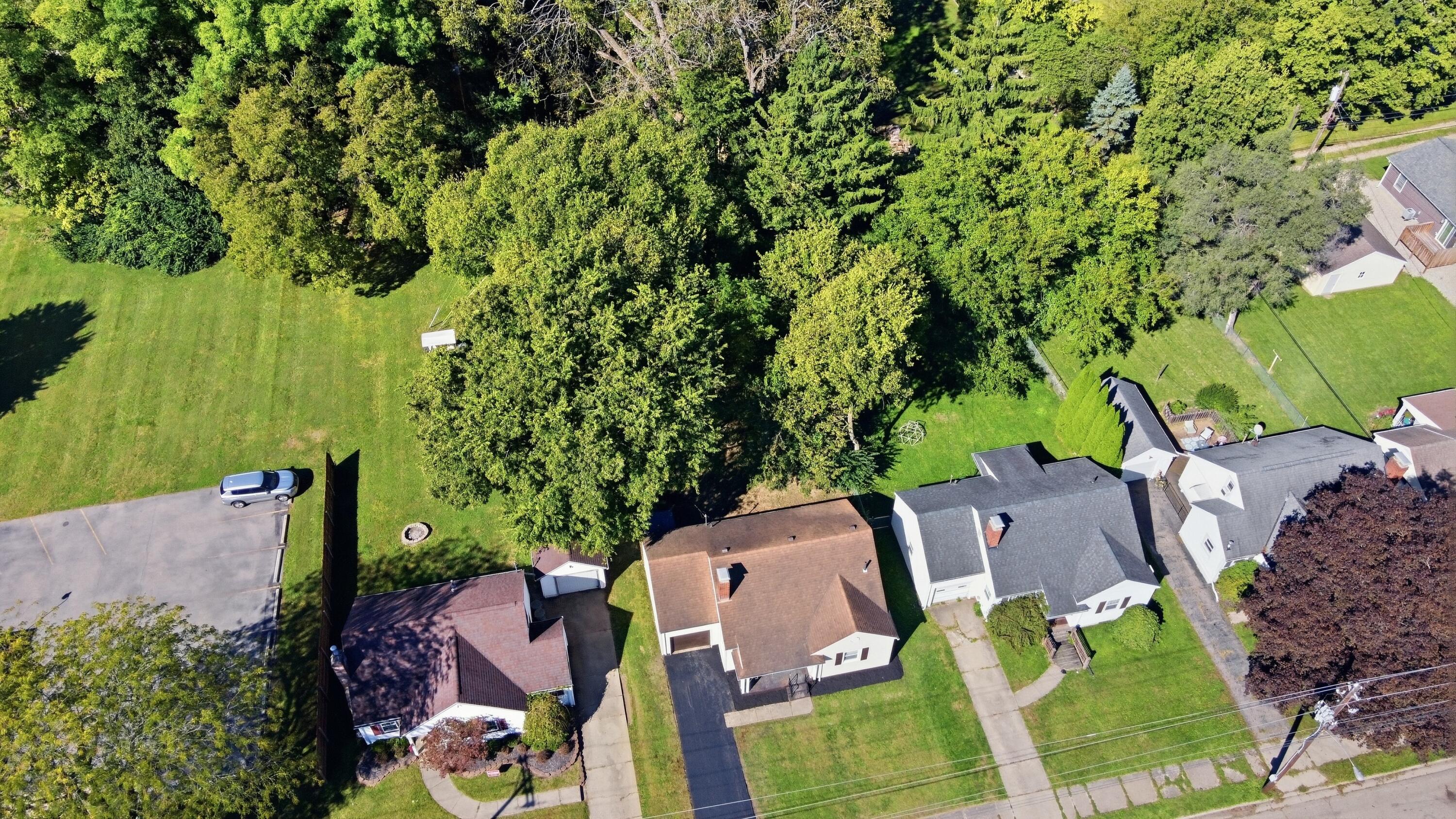 1233 Plum, Springfield, Ohio 45504
