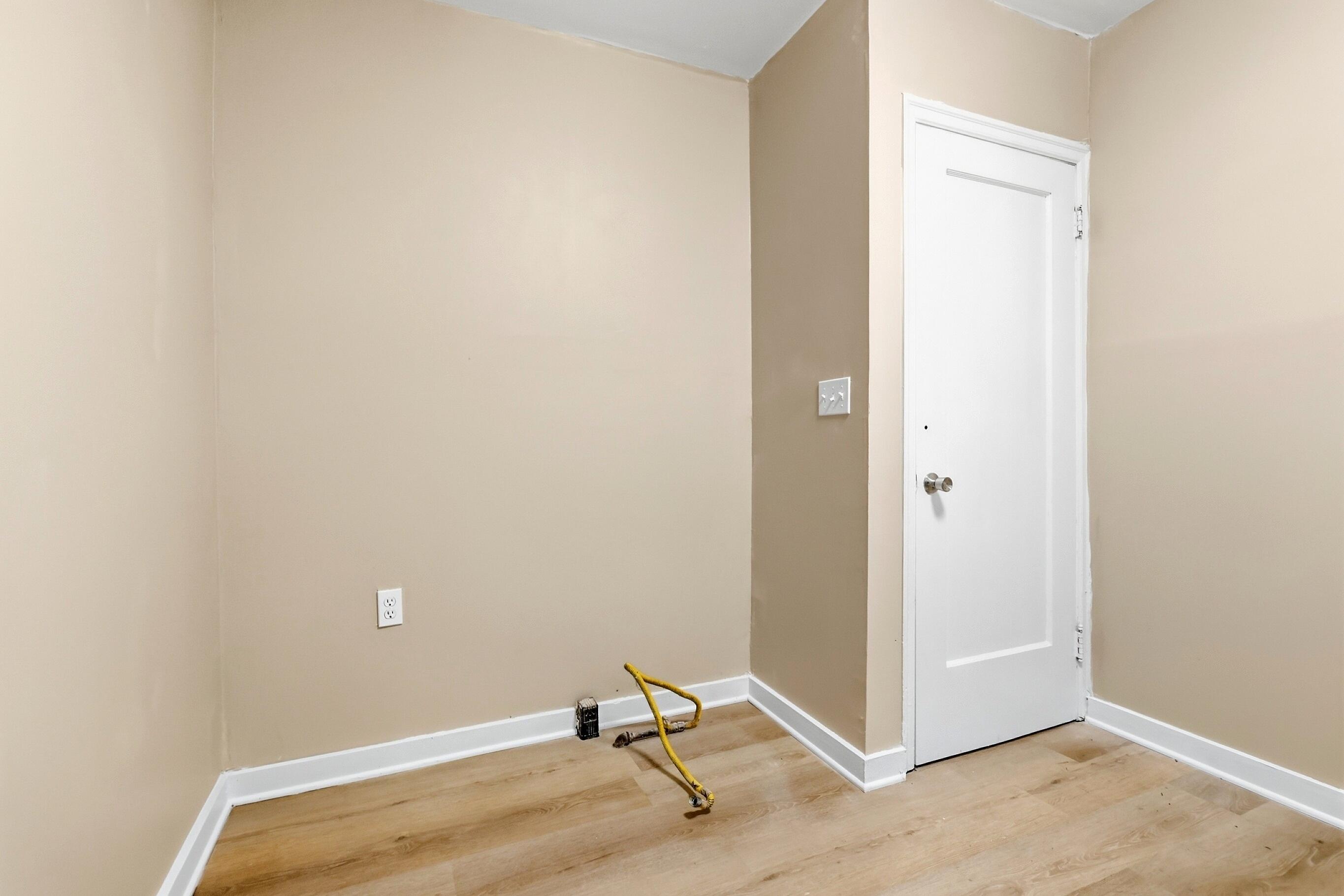 1233 Plum, Springfield, Ohio 45504