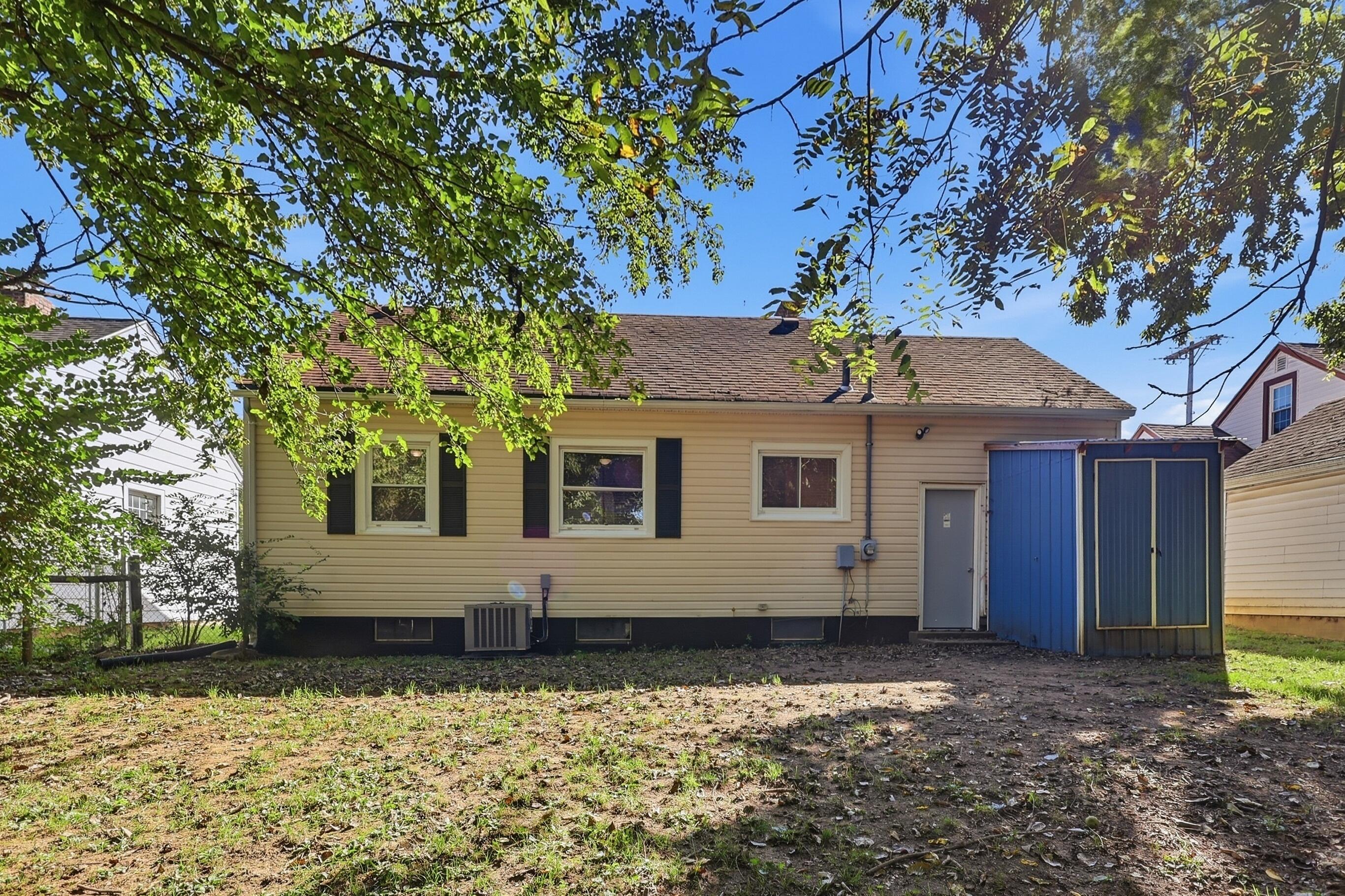 1233 Plum, Springfield, Ohio 45504