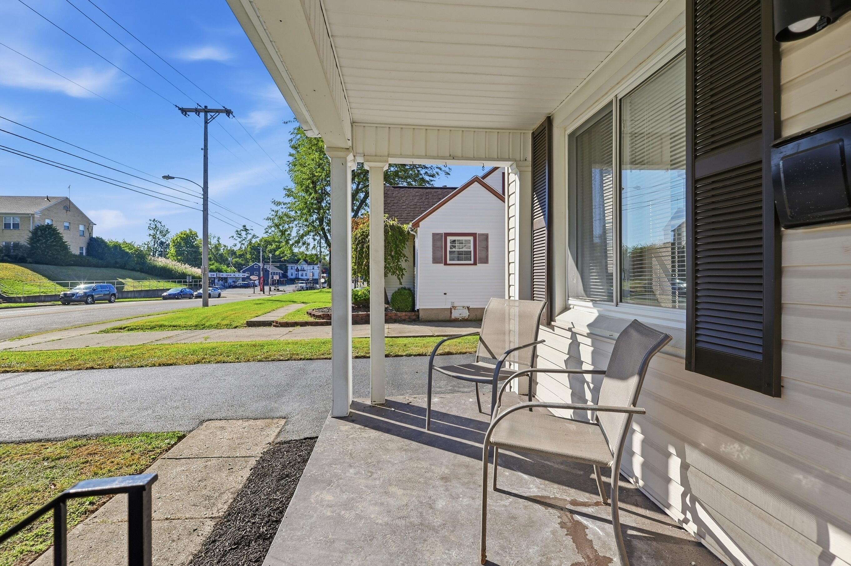 1233 Plum, Springfield, Ohio 45504