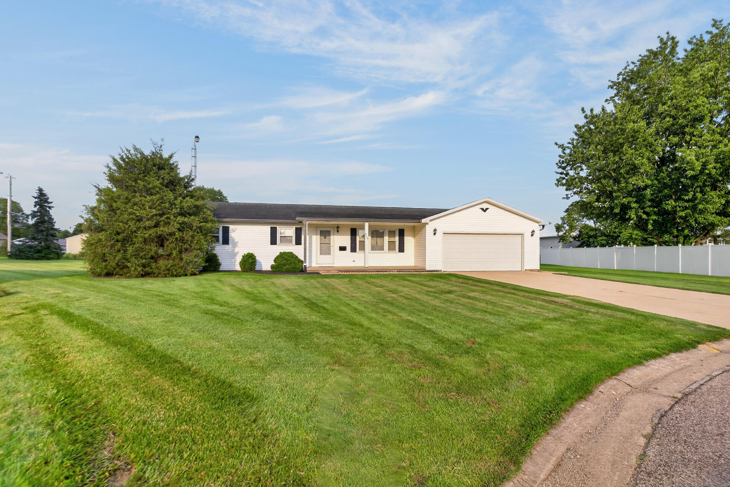 210 Elic, Botkins, Ohio 45306