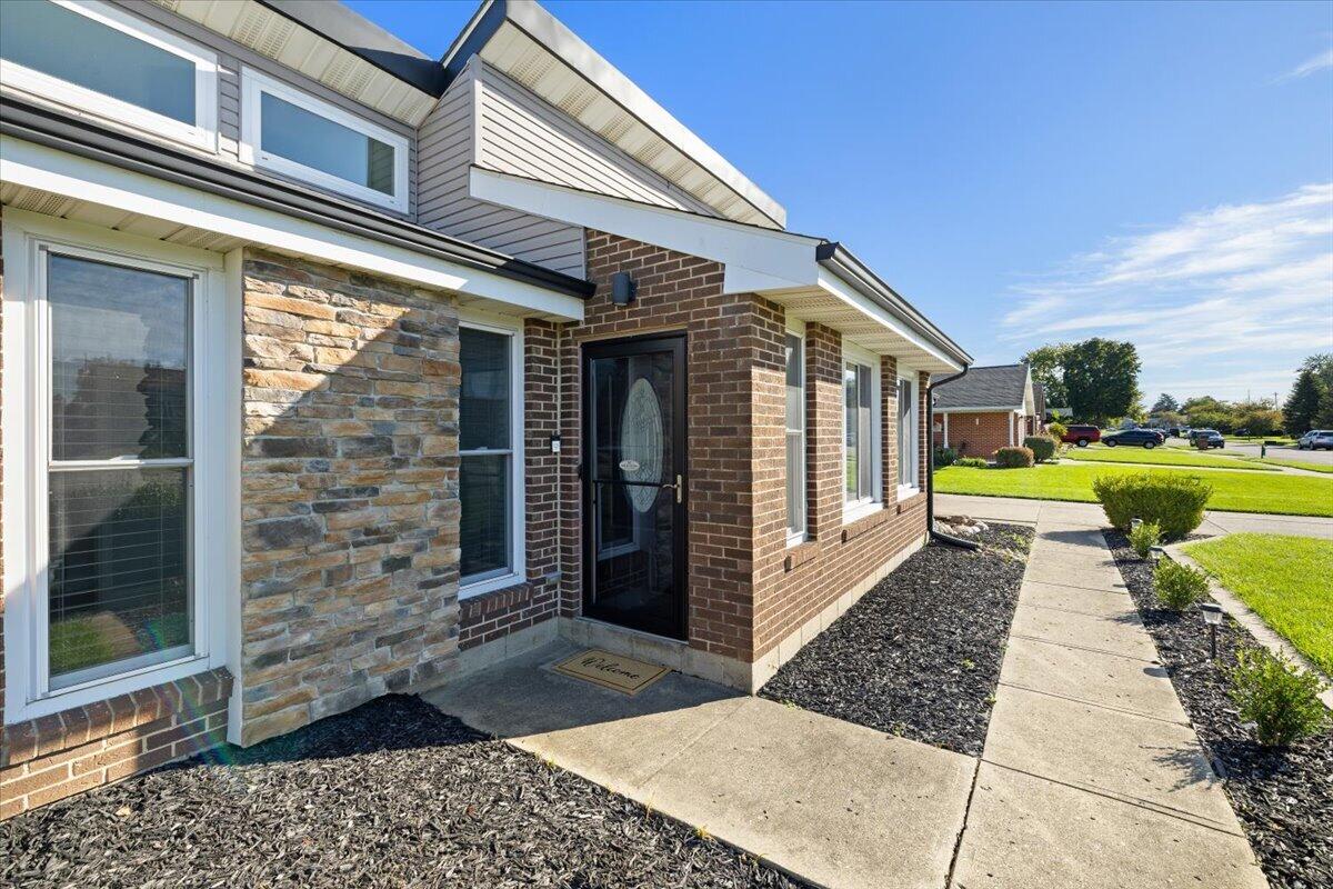 1700 Elaina, Springfield, Ohio 45503