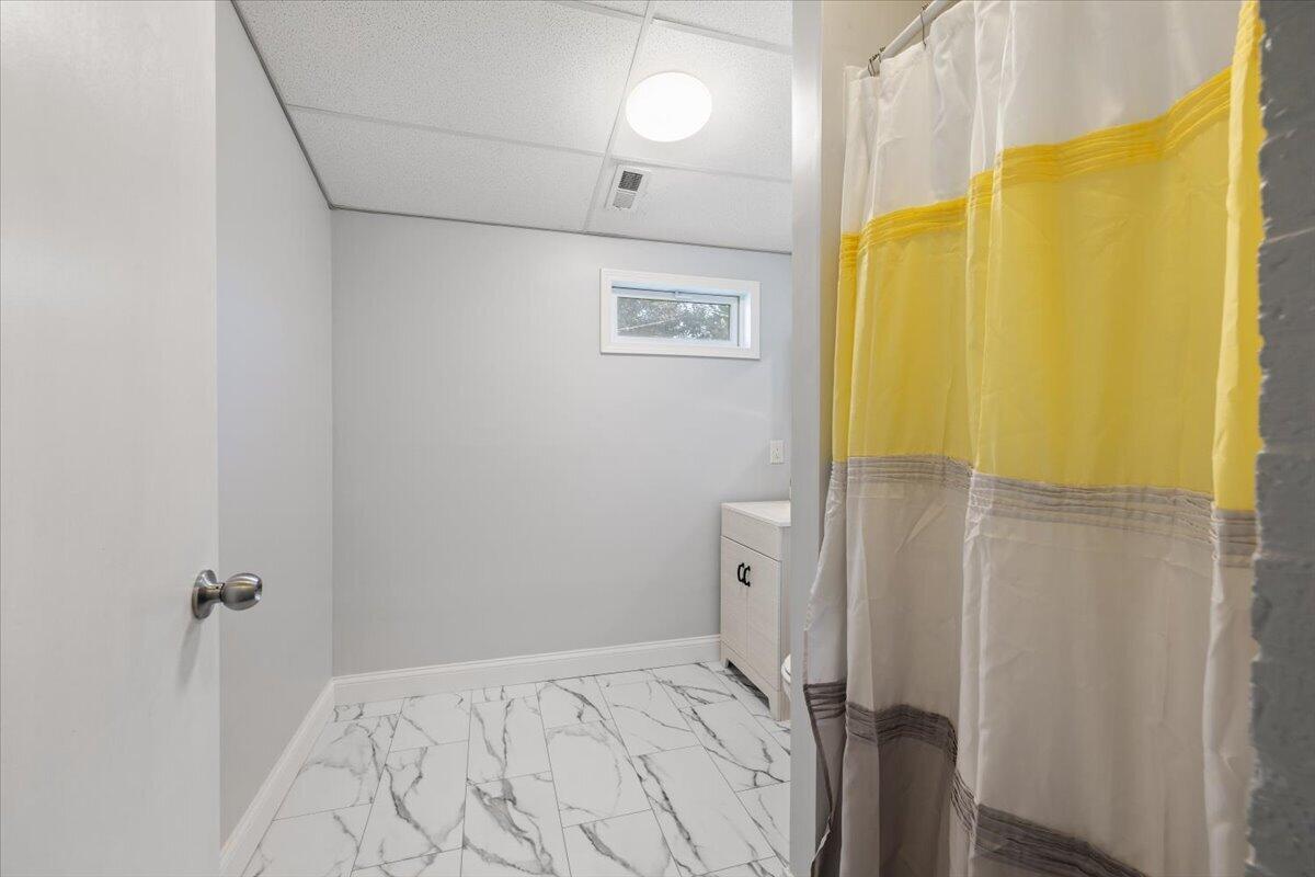 1700 Elaina, Springfield, Ohio 45503