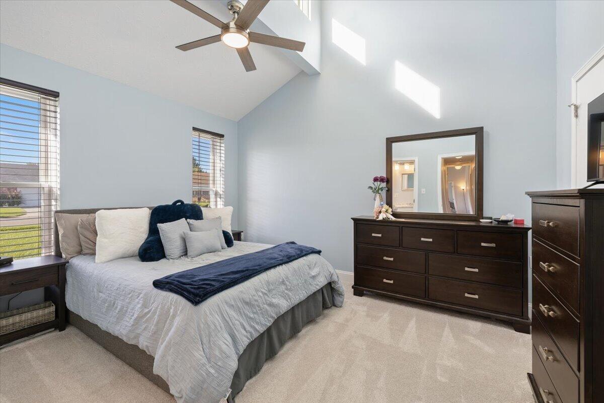 1700 Elaina, Springfield, Ohio 45503