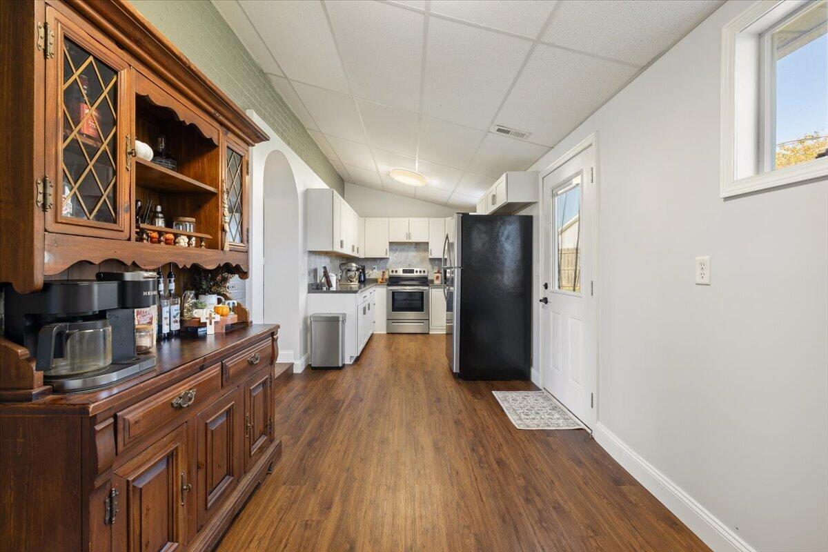 1700 Elaina, Springfield, Ohio 45503