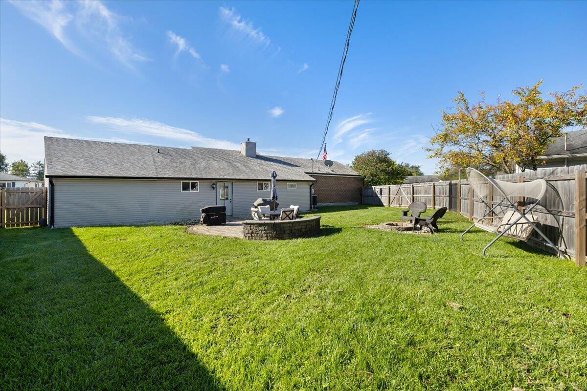 1700 Elaina, Springfield, Ohio 45503