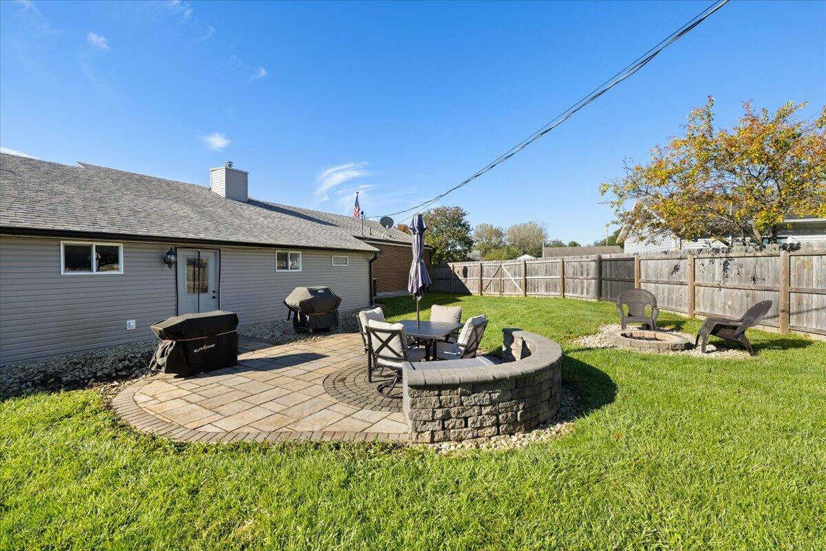 1700 Elaina, Springfield, Ohio 45503