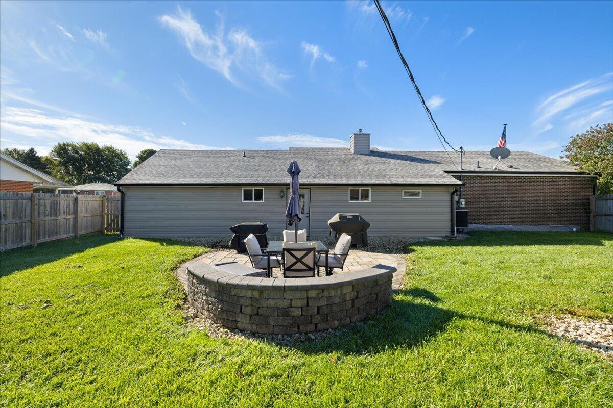 1700 Elaina, Springfield, Ohio 45503