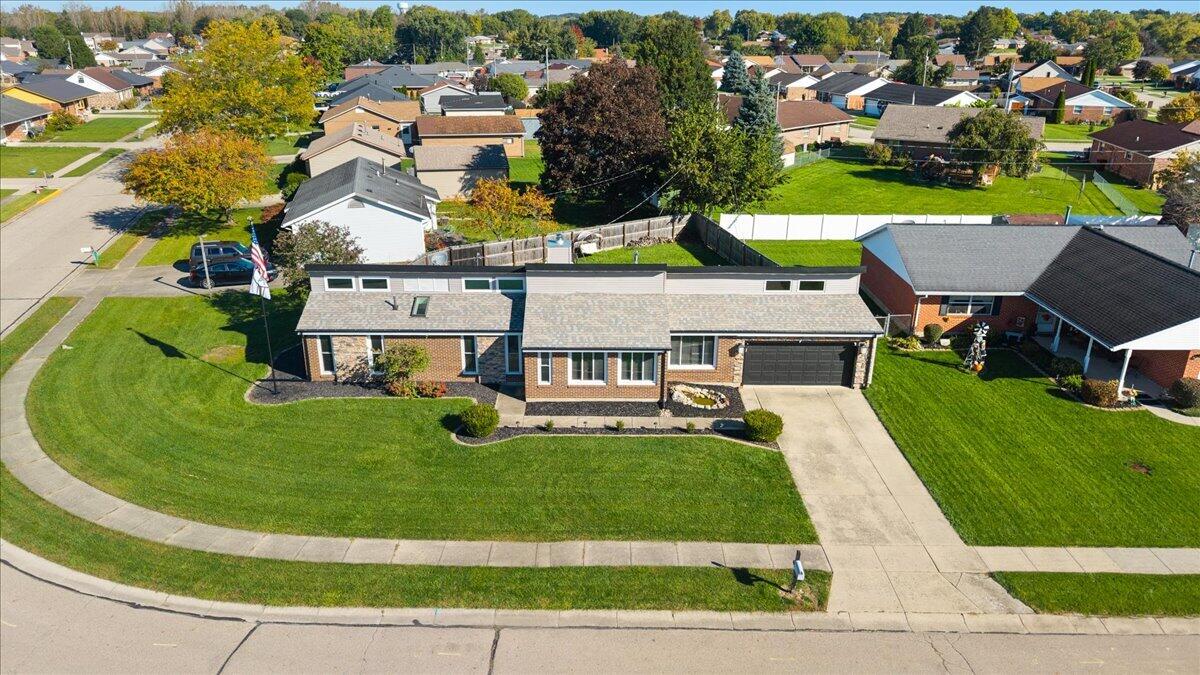 1700 Elaina, Springfield, Ohio 45503