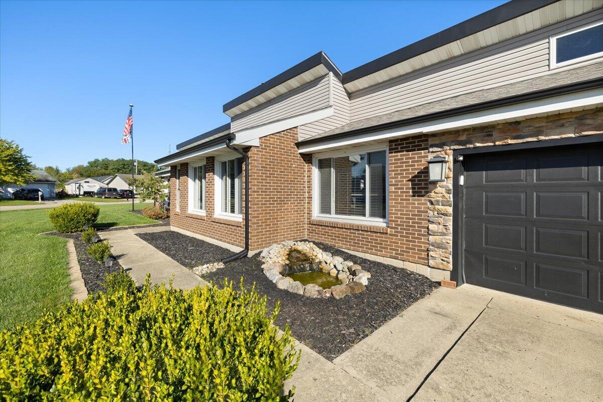 1700 Elaina, Springfield, Ohio 45503