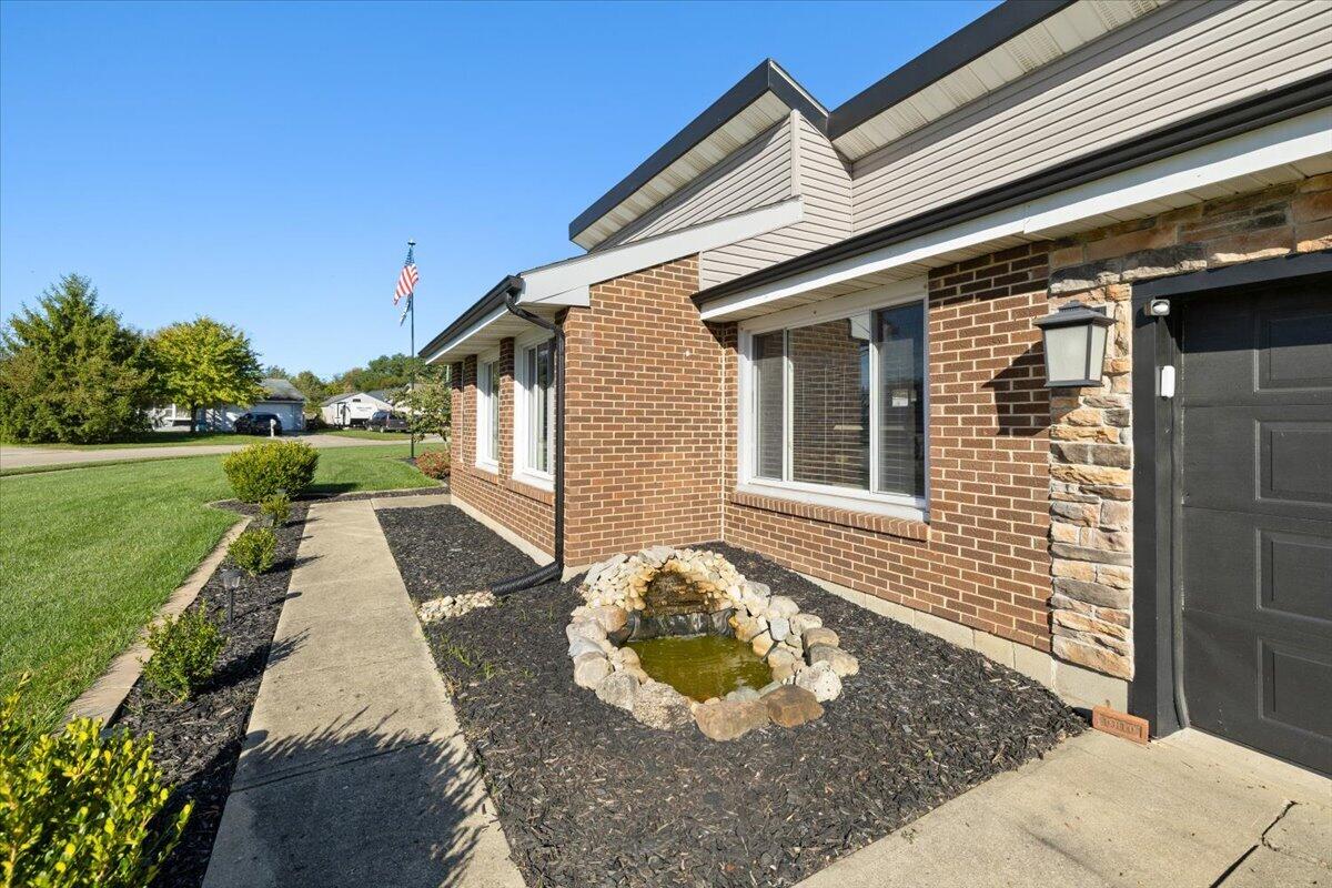 1700 Elaina, Springfield, Ohio 45503
