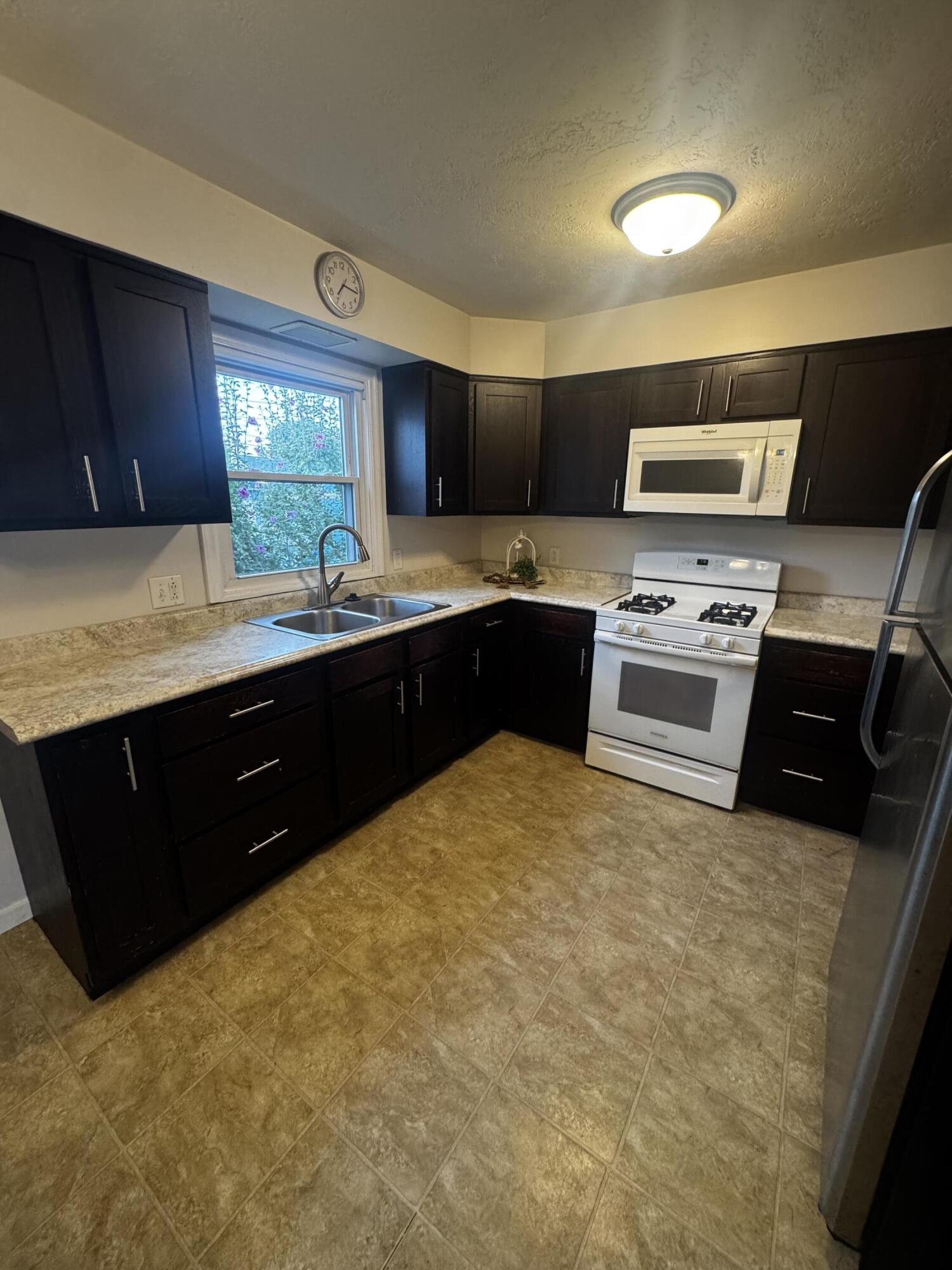 854 Lake, Saint Marys, Ohio 45885