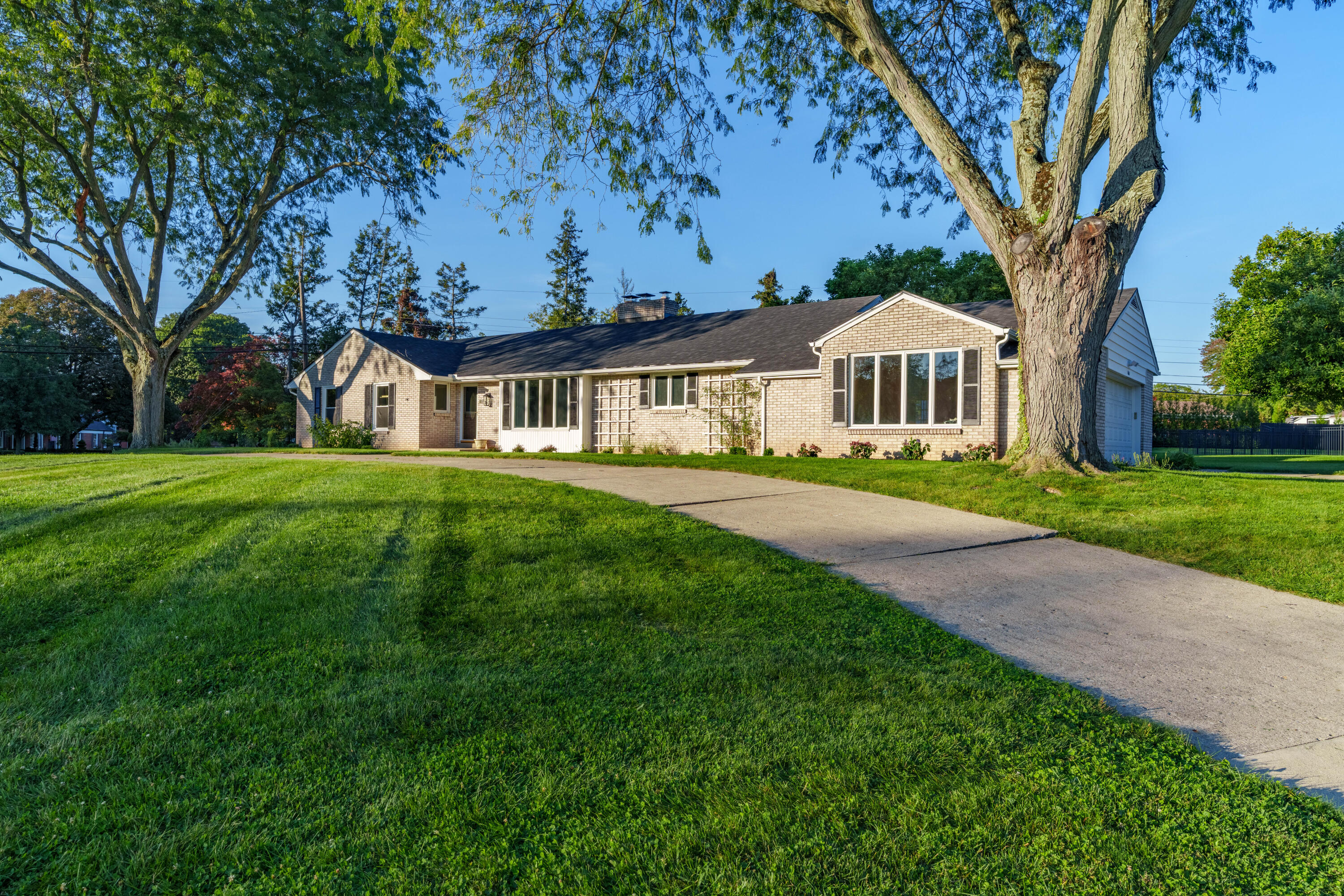 1602 Beck, Sidney, Ohio 45365