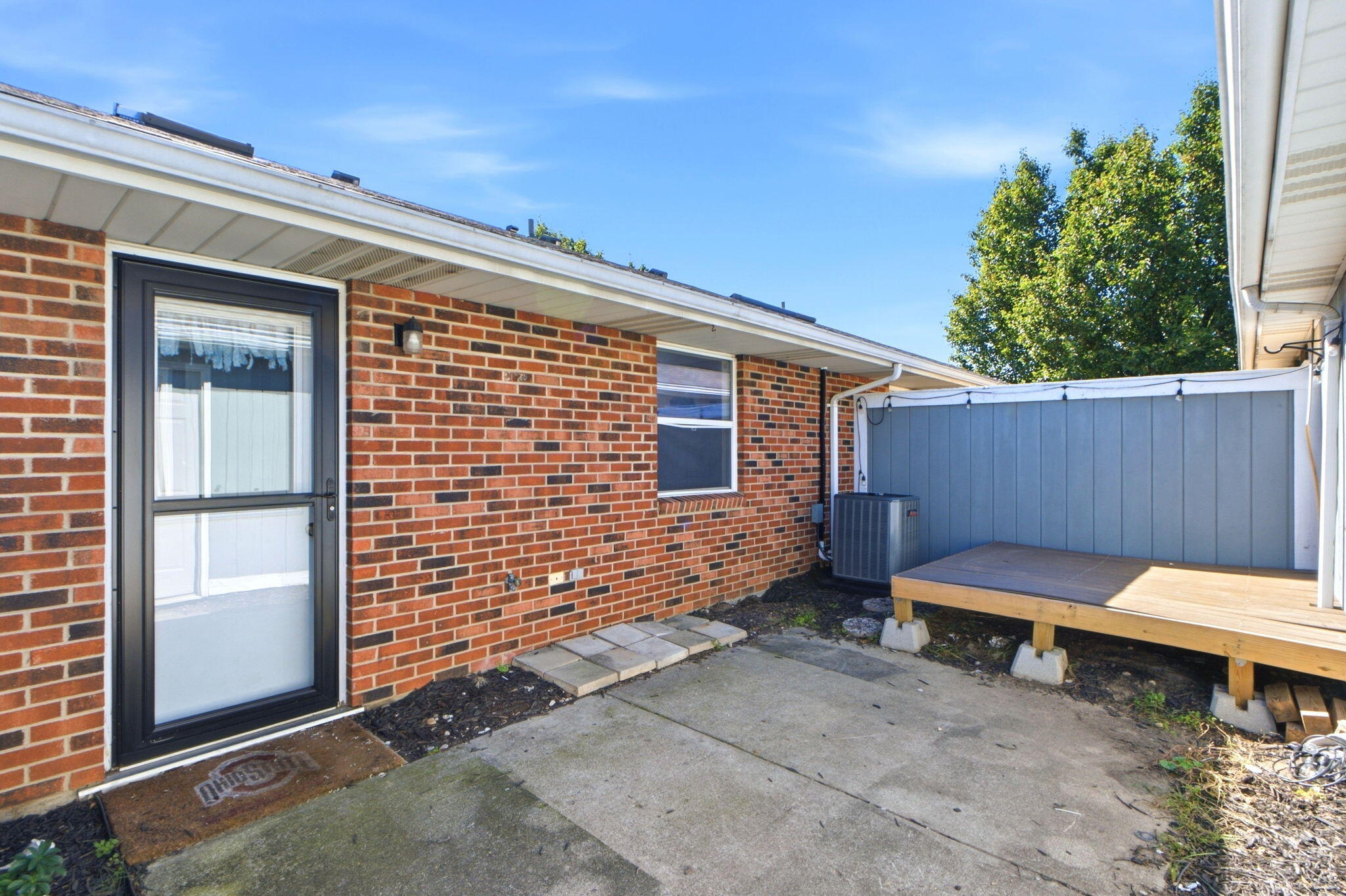 1642 Sierra, Springfield, Ohio 45503