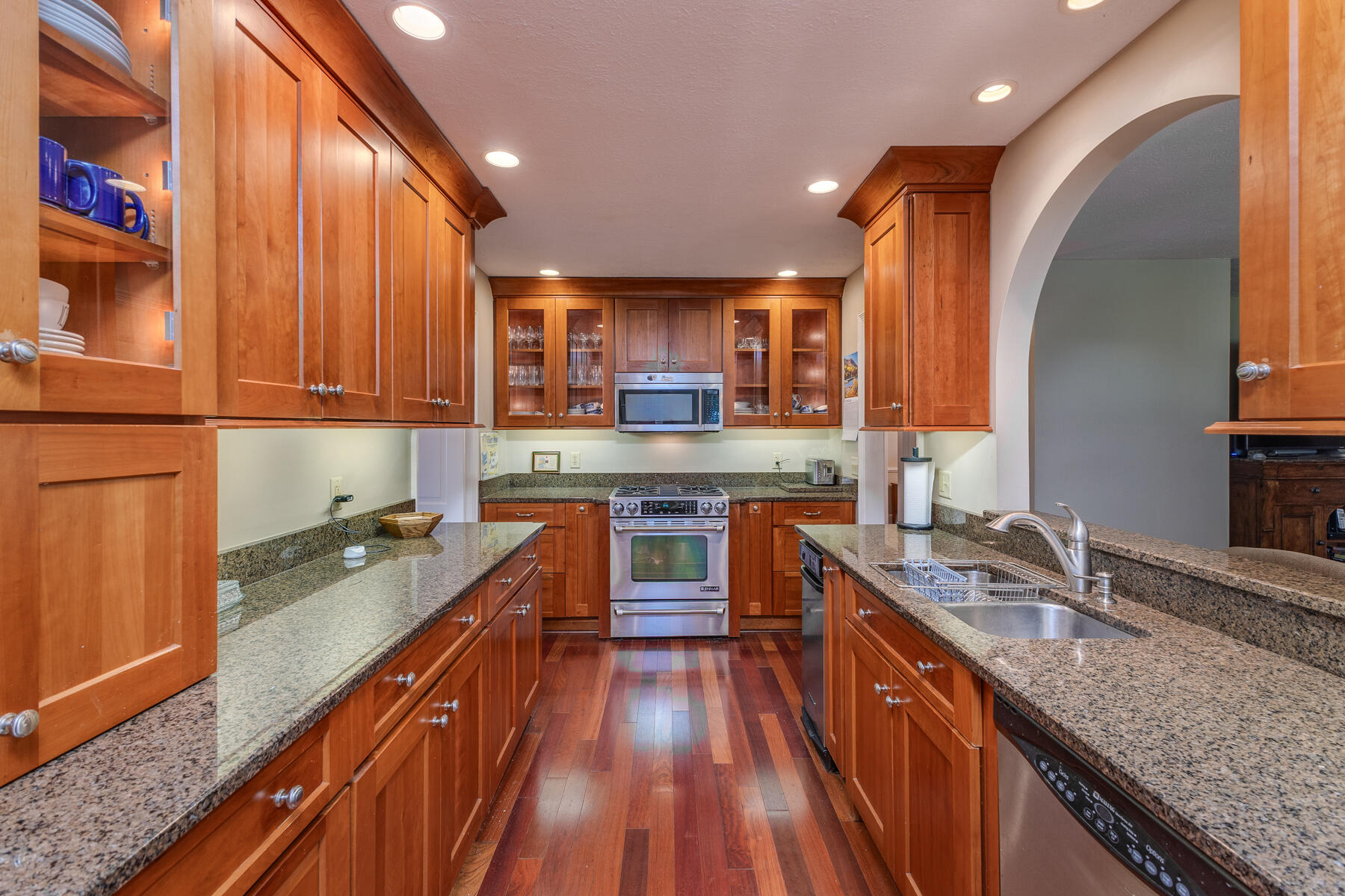 650 Oakwood, Troy, Ohio 45373