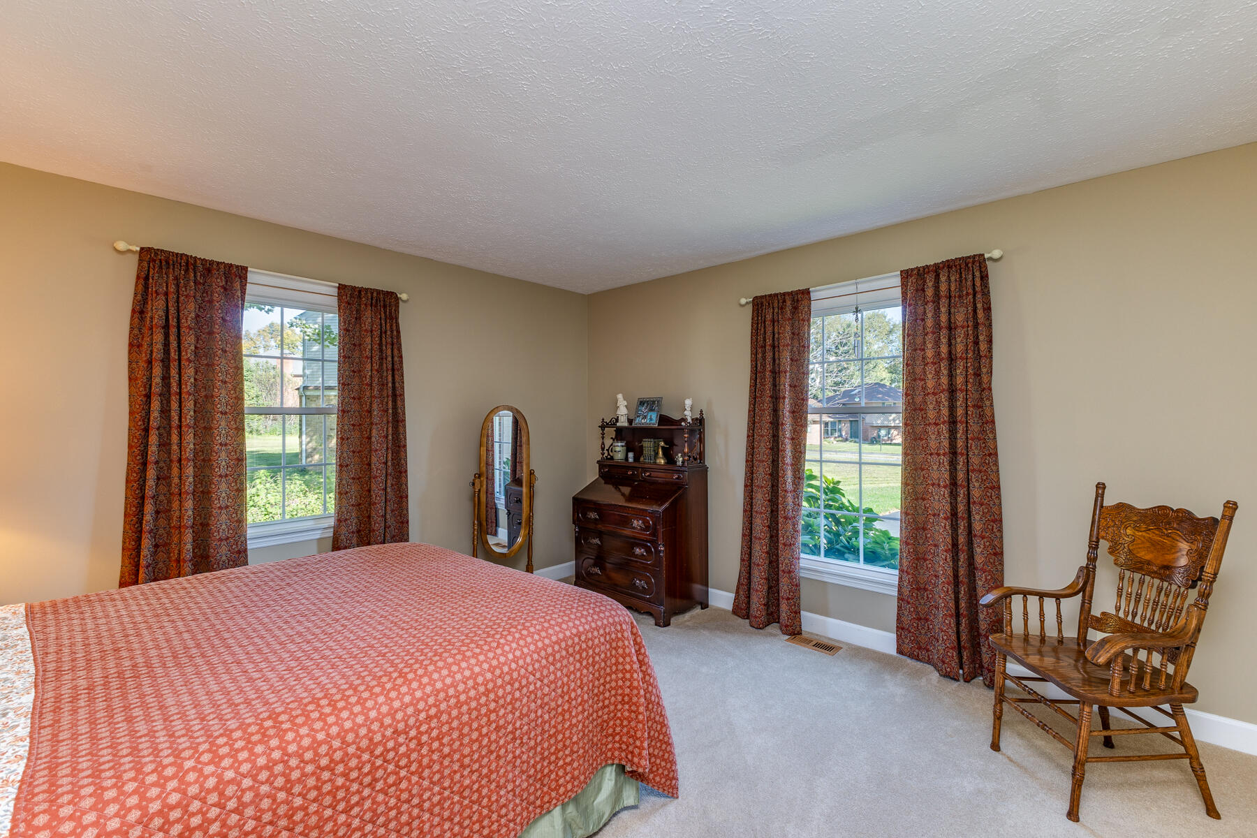 650 Oakwood, Troy, Ohio 45373