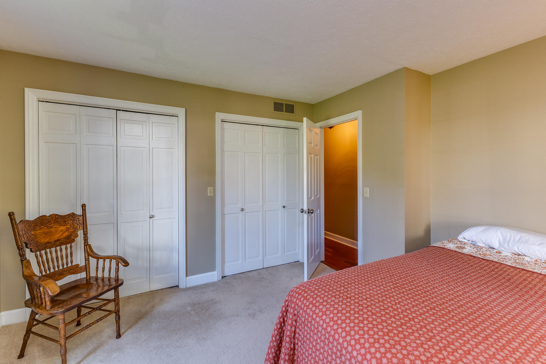 650 Oakwood, Troy, Ohio 45373