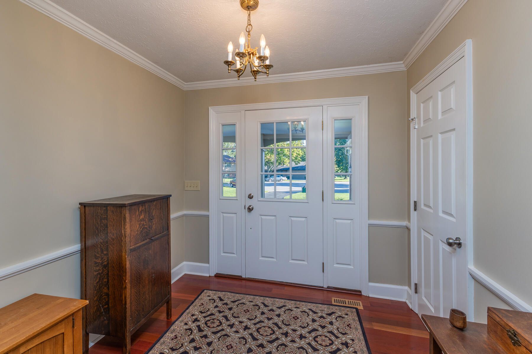650 Oakwood, Troy, Ohio 45373