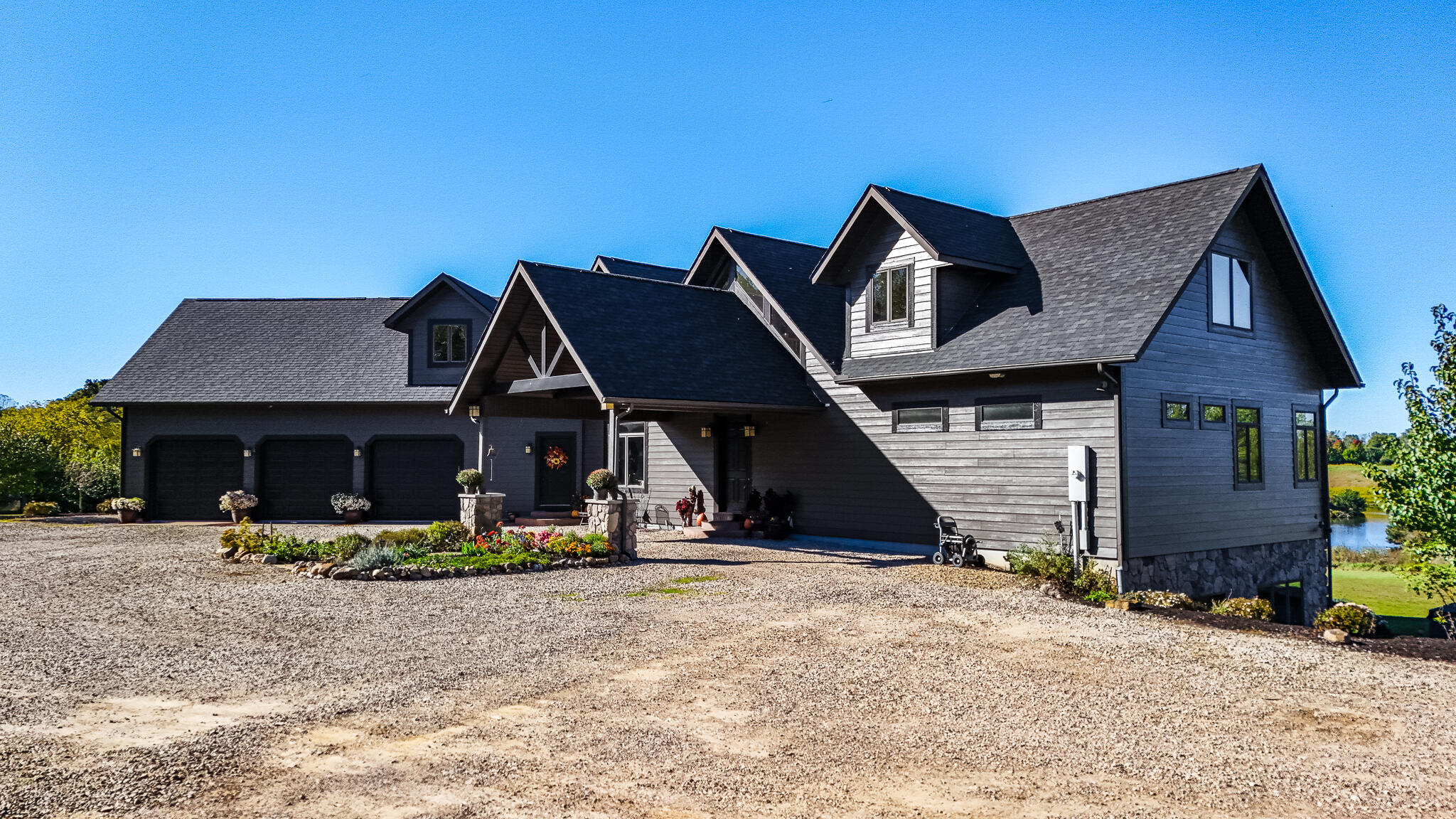 7701 Long Pond, Mechanicsburg, Ohio 43044