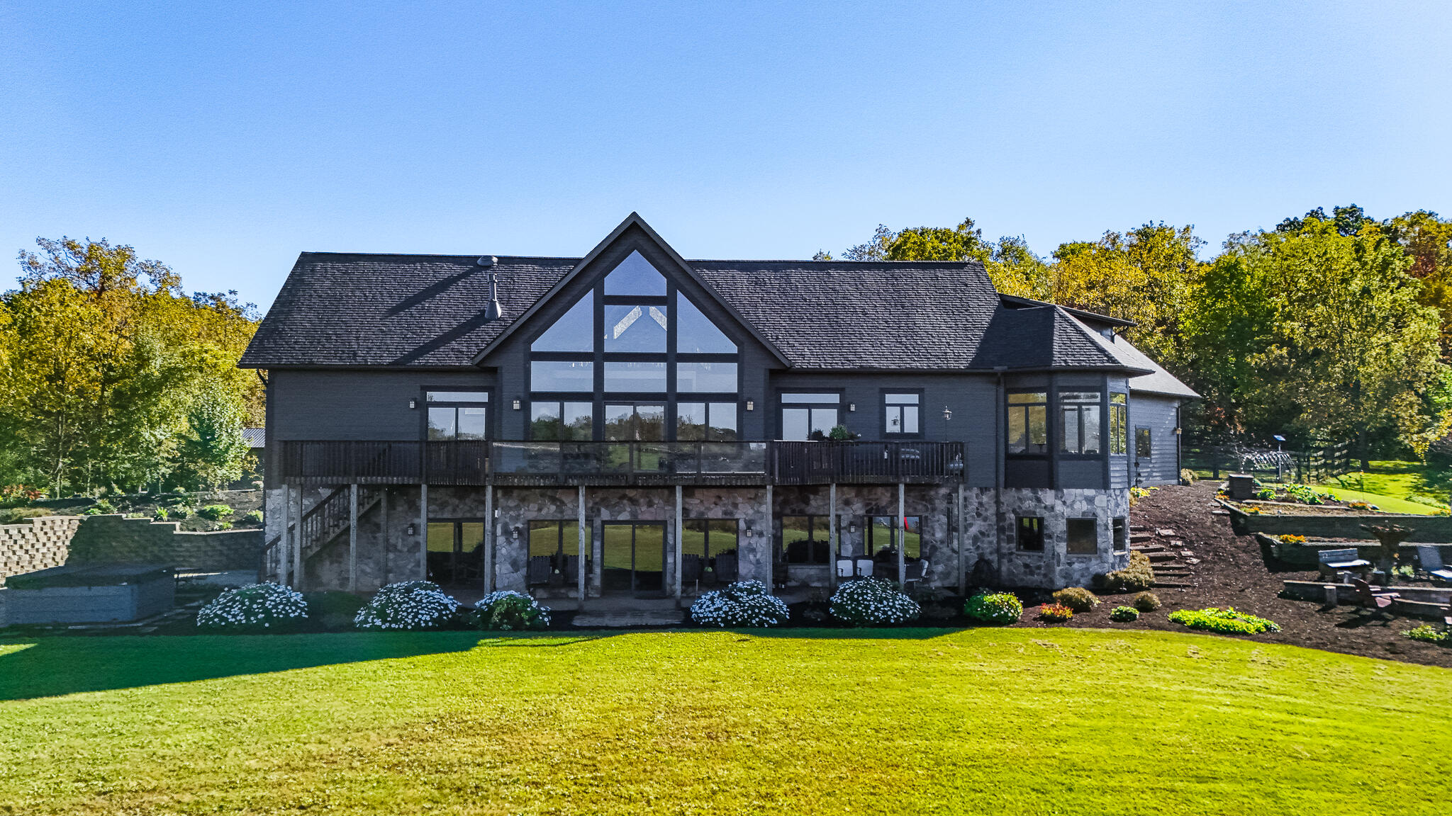 7701 Long Pond, Mechanicsburg, Ohio 43044