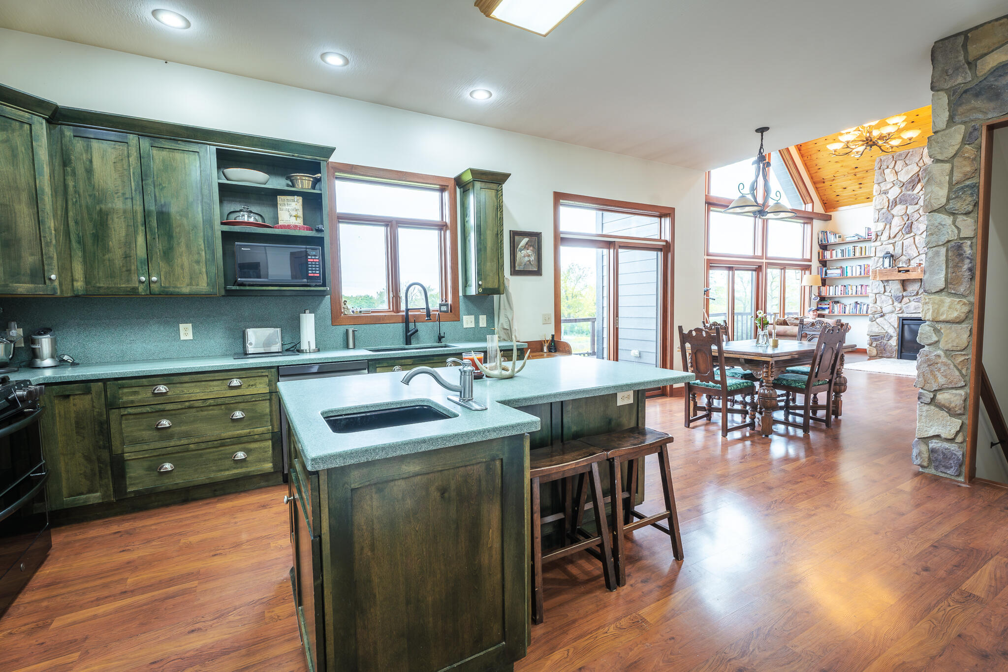 7701 Long Pond, Mechanicsburg, Ohio 43044