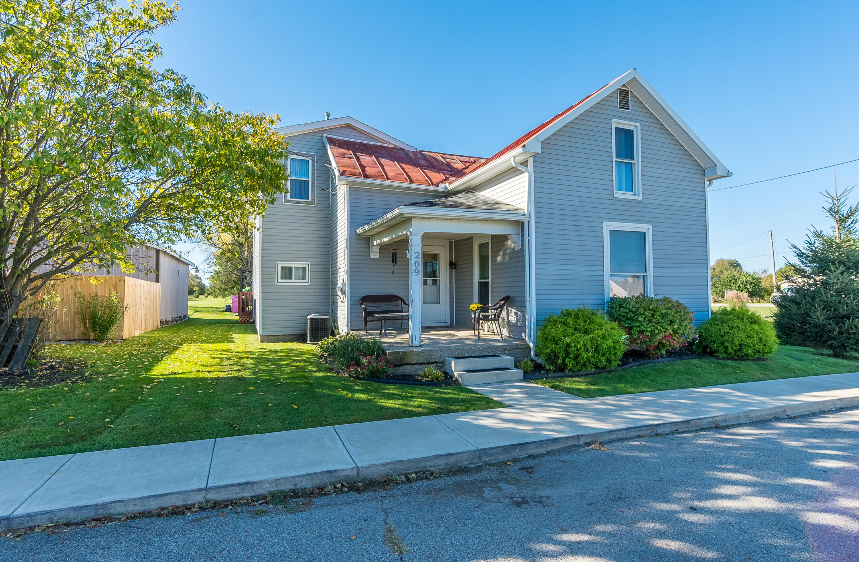 209 1st, Fletcher, Ohio 45326