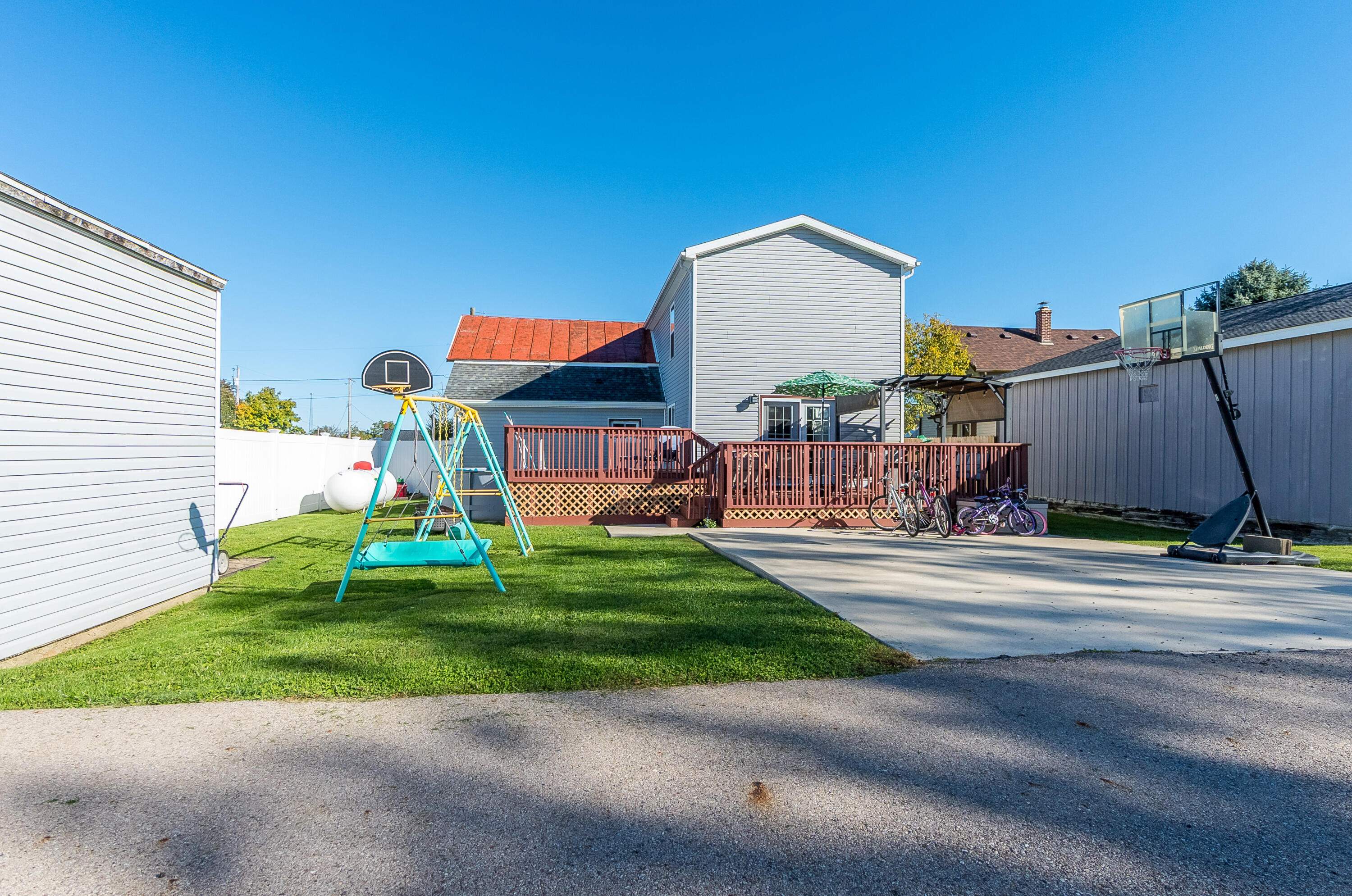 209 1st, Fletcher, Ohio 45326