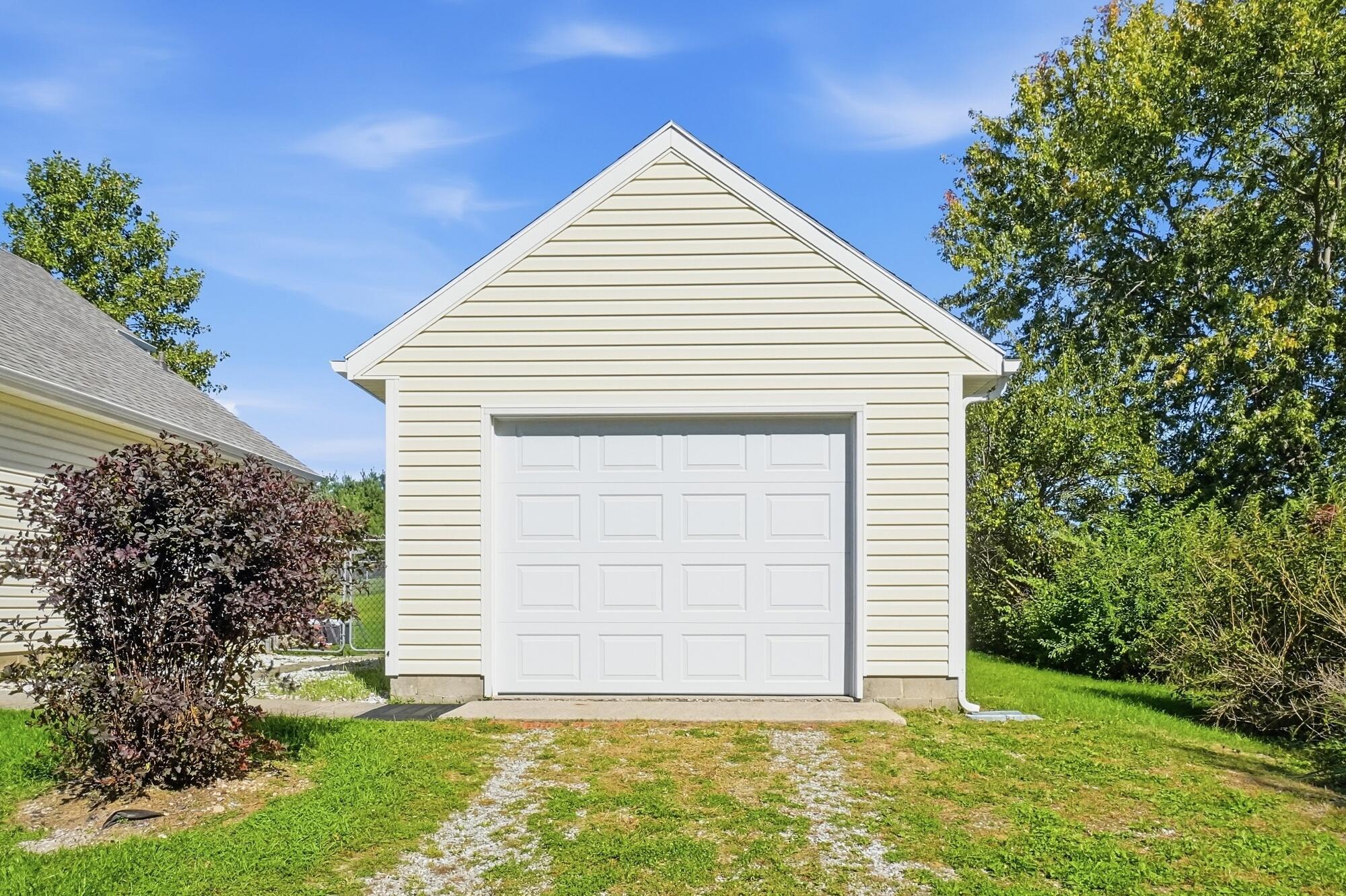 5244 Charleston, Springfield, Ohio 45502