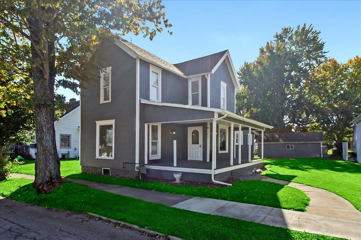 162 Center, West Mansfield, Ohio 43358