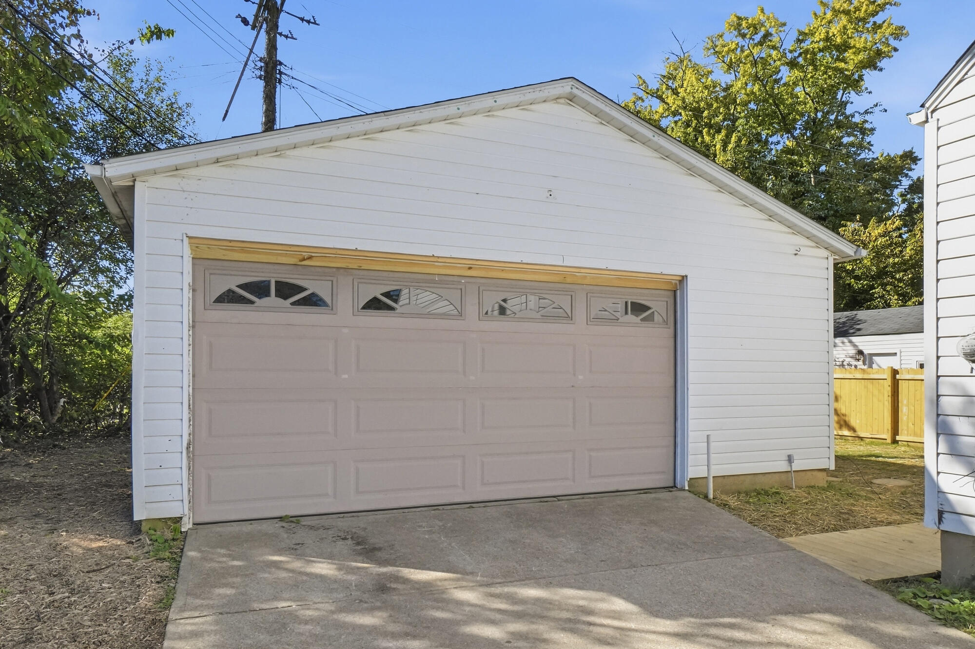 513 Parkwood, Springfield, Ohio 45506