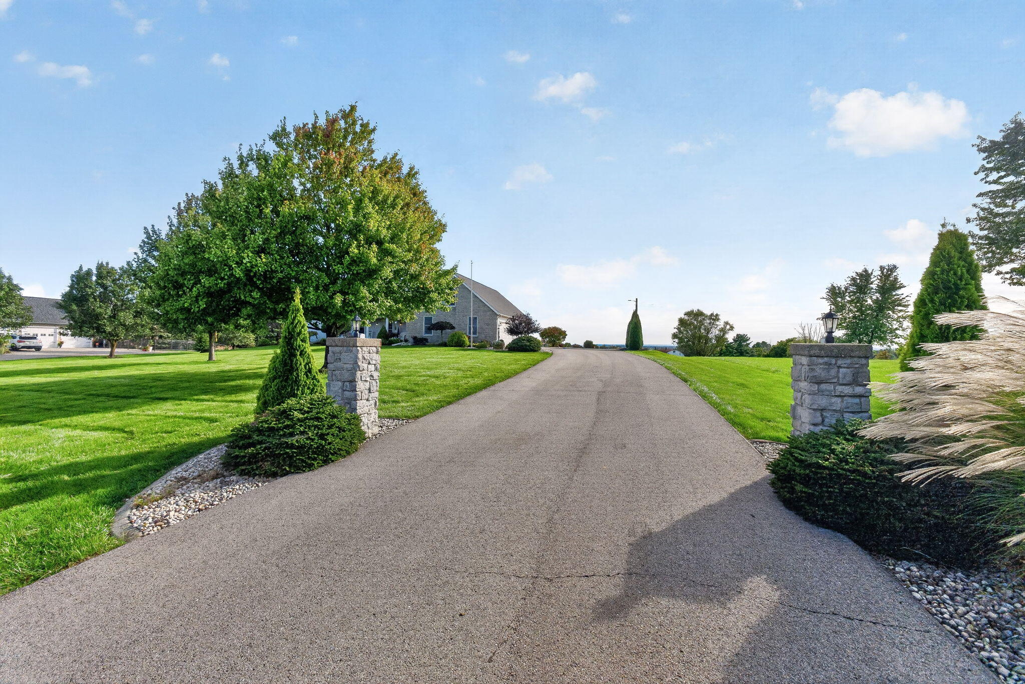 1628 County Road 10, Bellefontaine, Ohio 43311