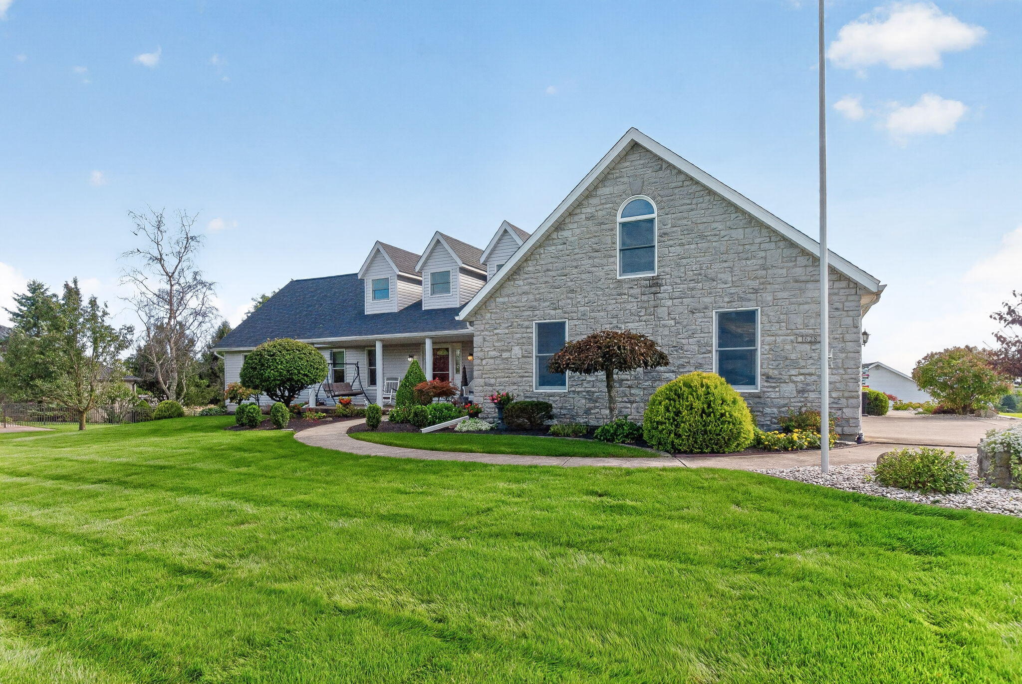 1628 County Road 10, Bellefontaine, Ohio 43311