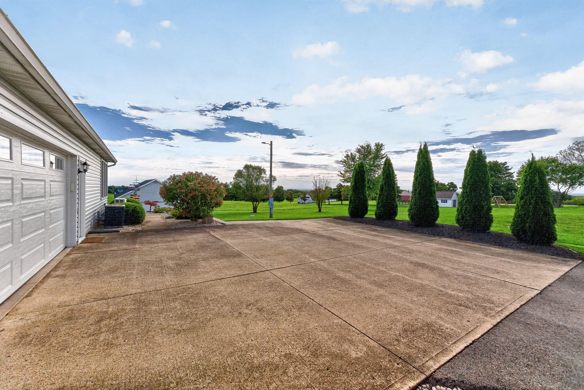 1628 County Road 10, Bellefontaine, Ohio 43311