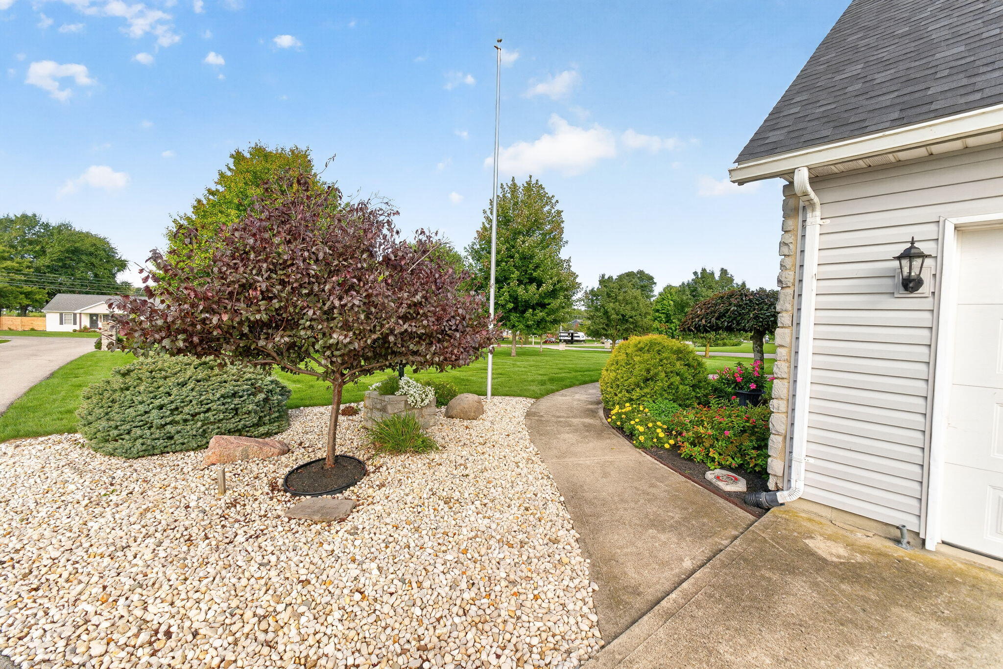 1628 County Road 10, Bellefontaine, Ohio 43311