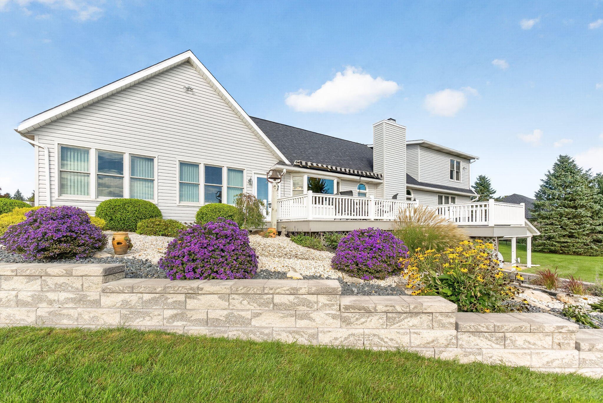 1628 County Road 10, Bellefontaine, Ohio 43311