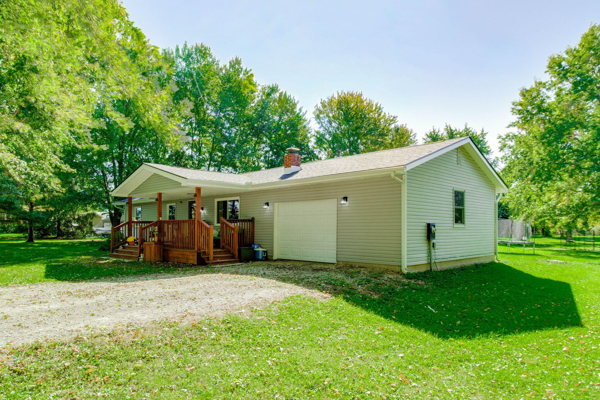 5820 Smith, Houston, Ohio 45333