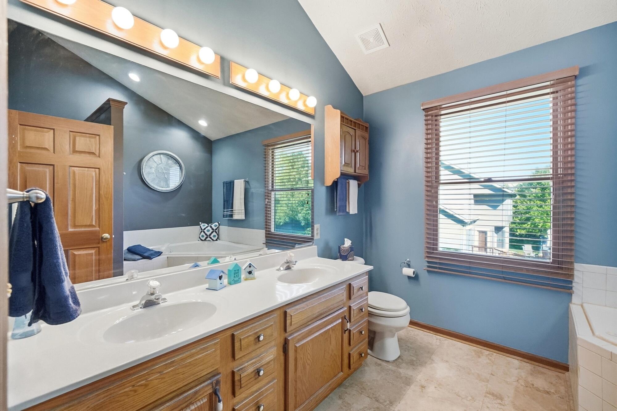603 Copperfield, Tipp City, Ohio 45371