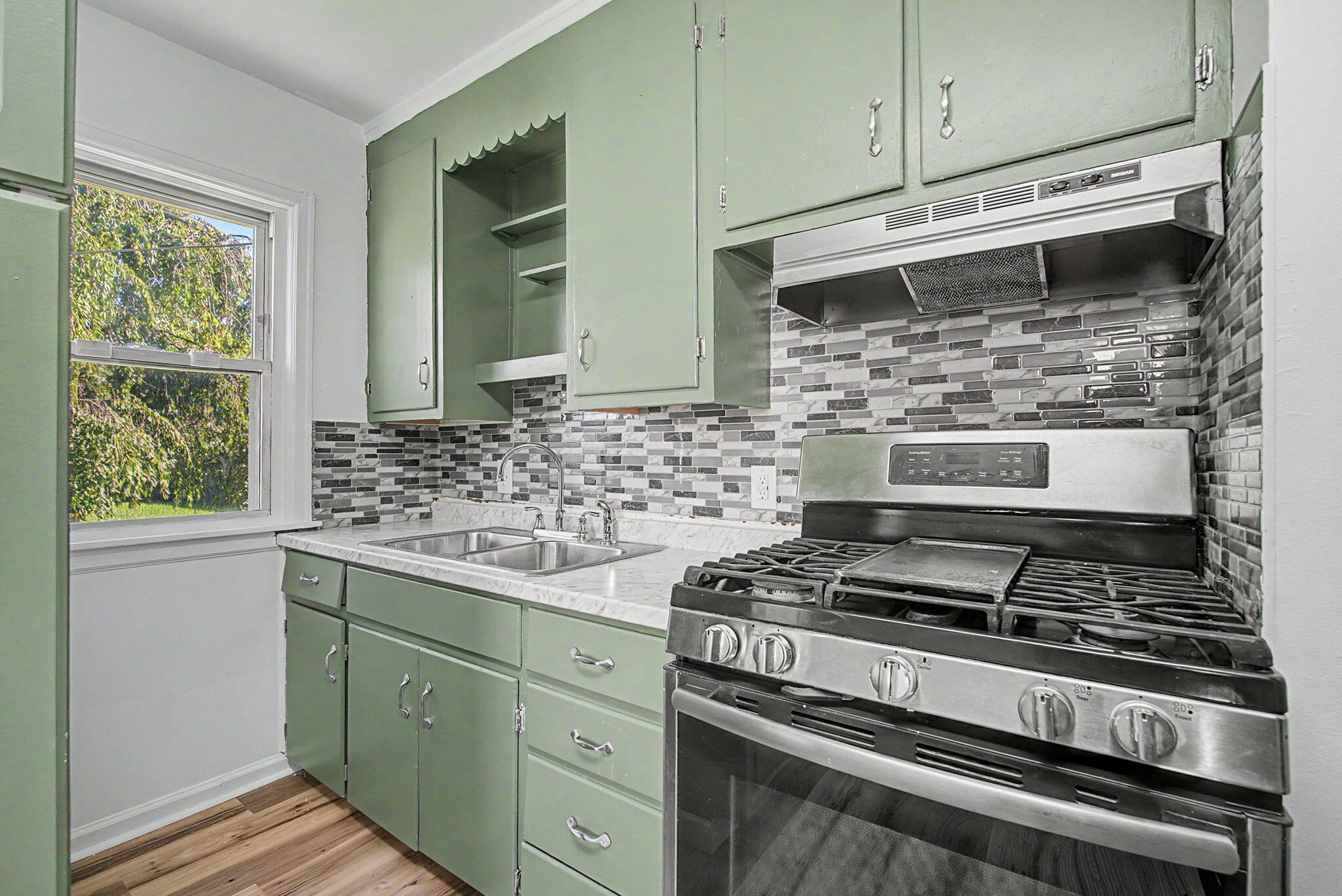 228 Douglas, Springfield, Ohio 45503