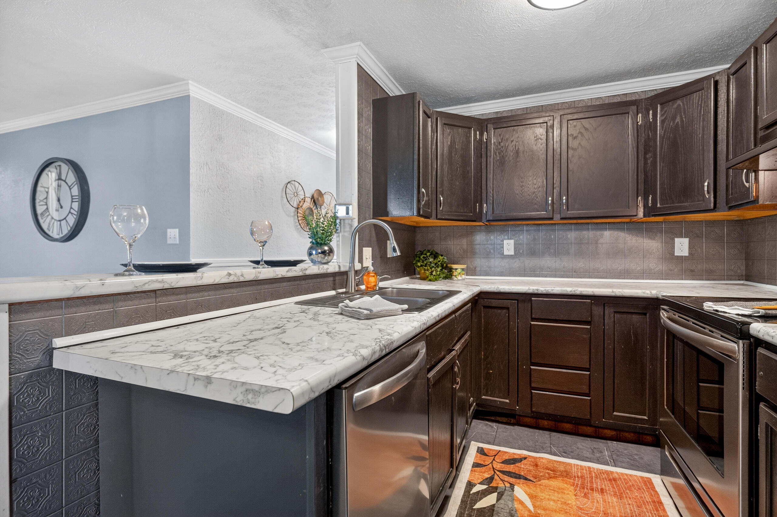 404 Walnut, Anna, Ohio 45302