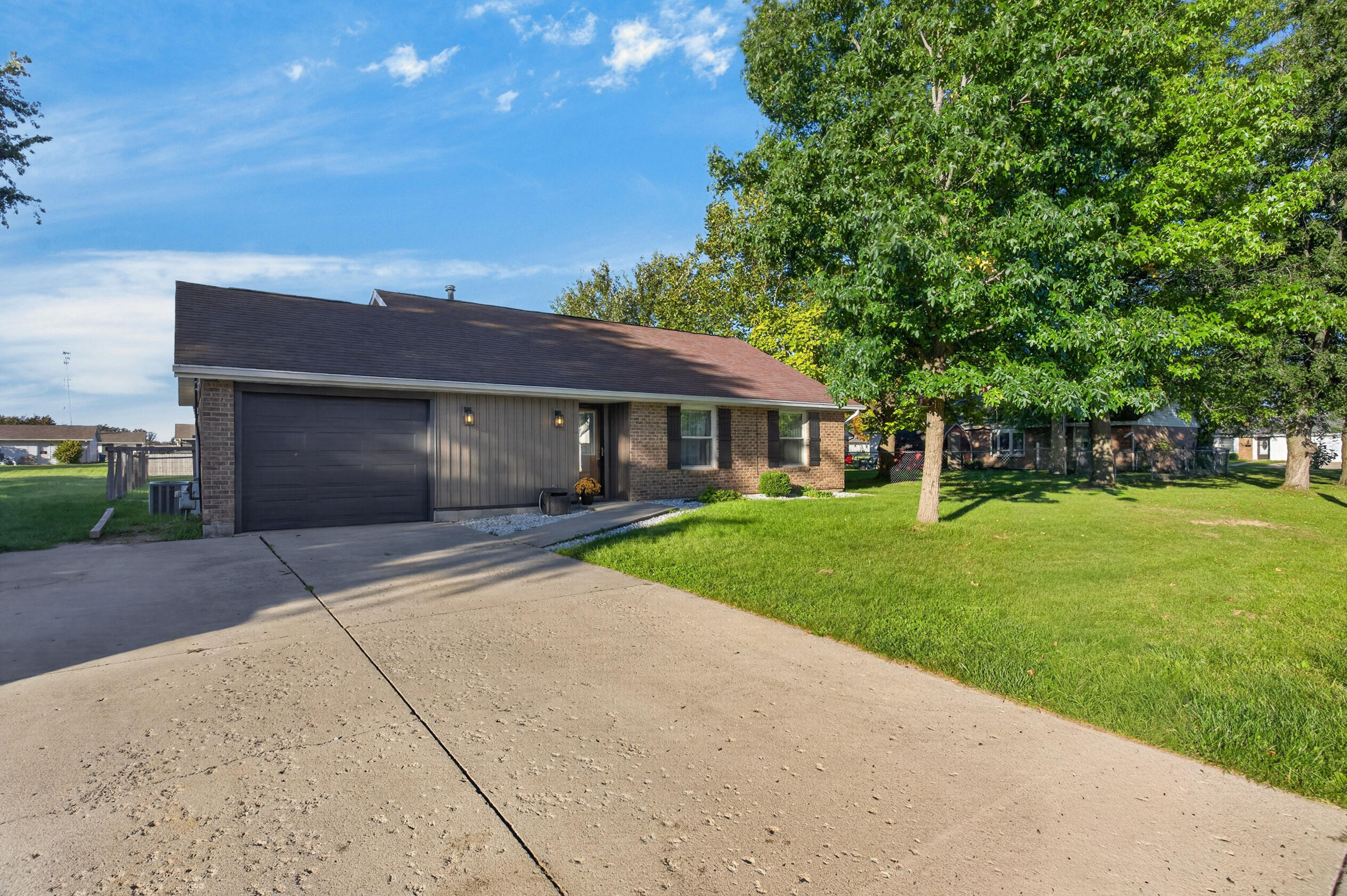 404 Walnut, Anna, Ohio 45302