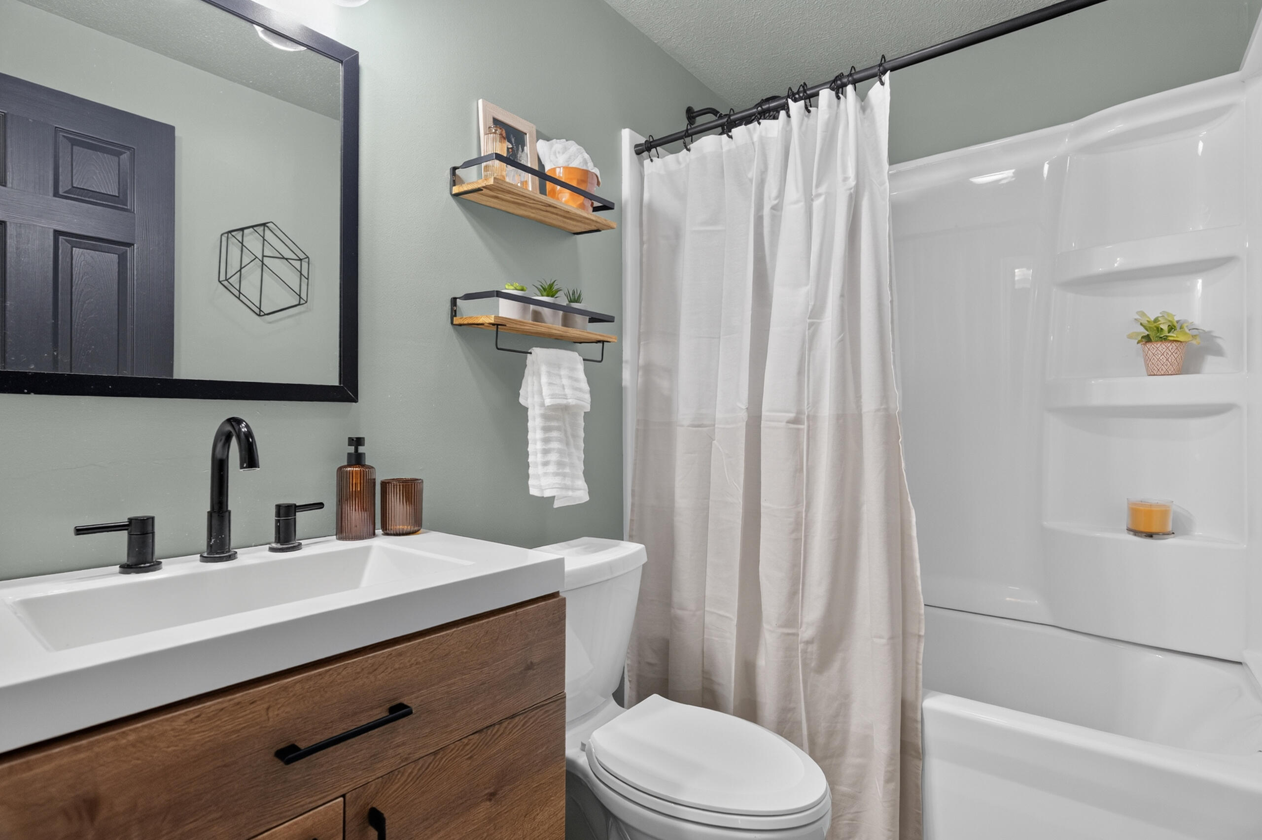404 Walnut, Anna, Ohio 45302