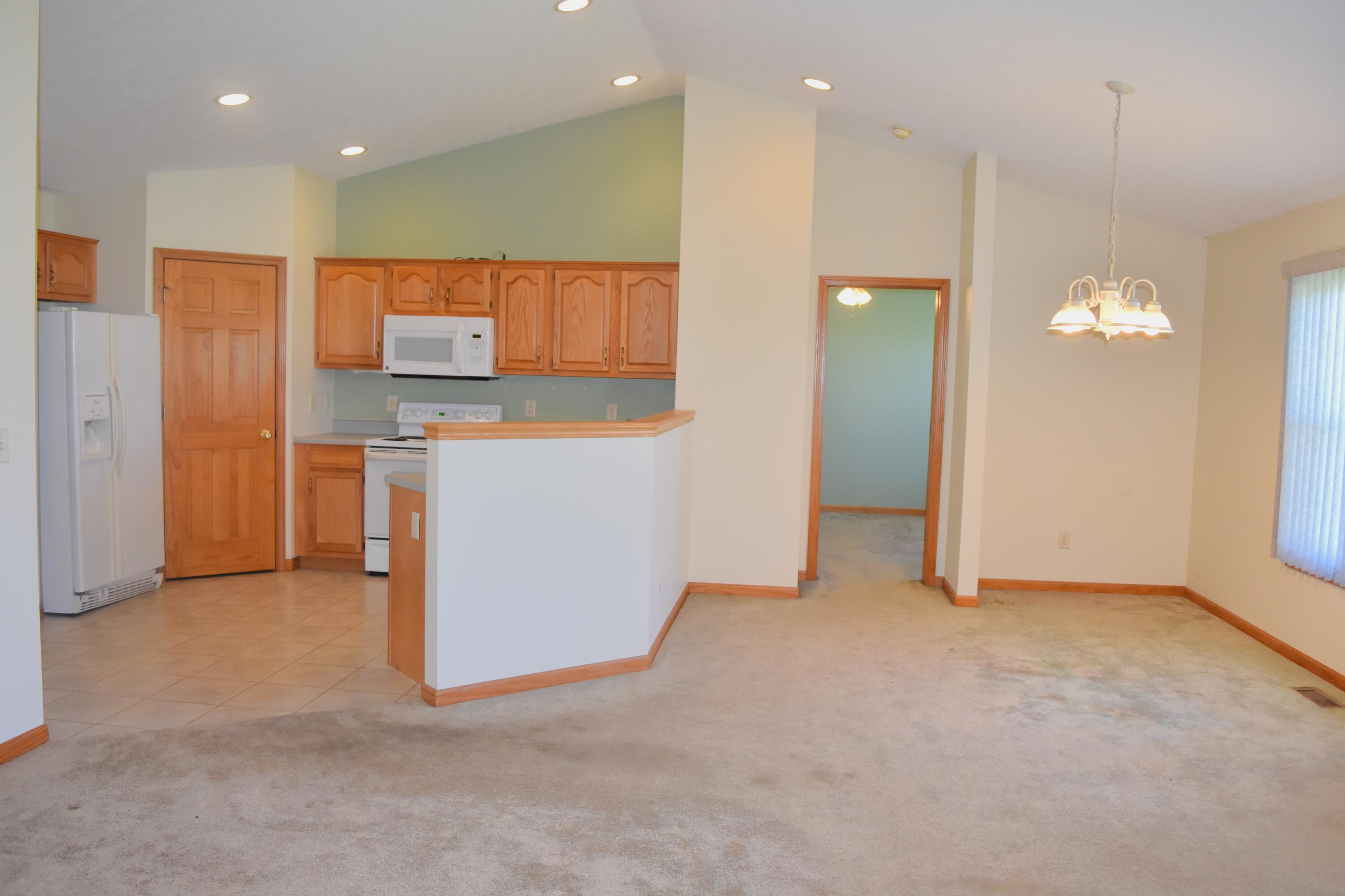 2104 Indian Ridge, Piqua, Ohio 45356