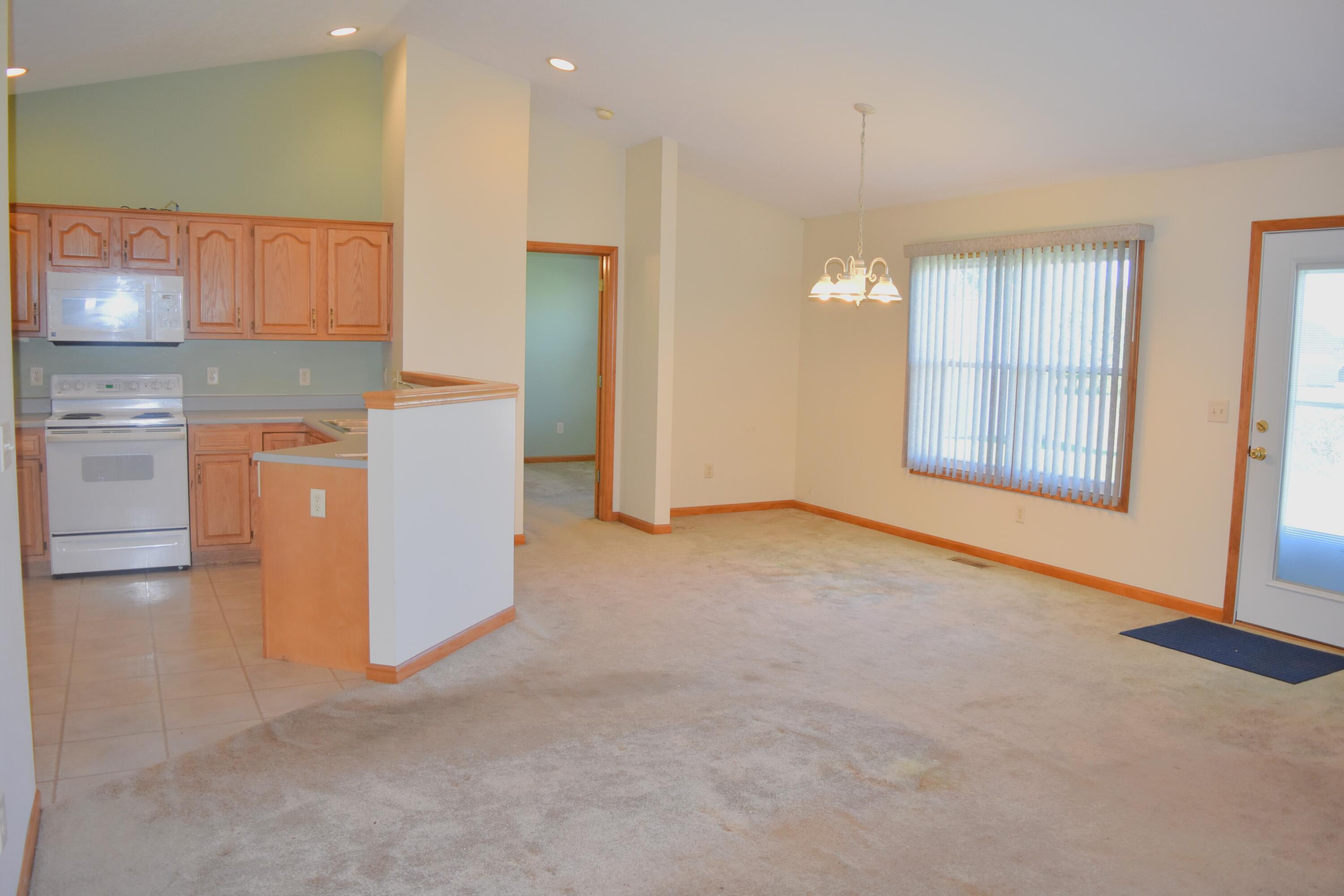2104 Indian Ridge, Piqua, Ohio 45356