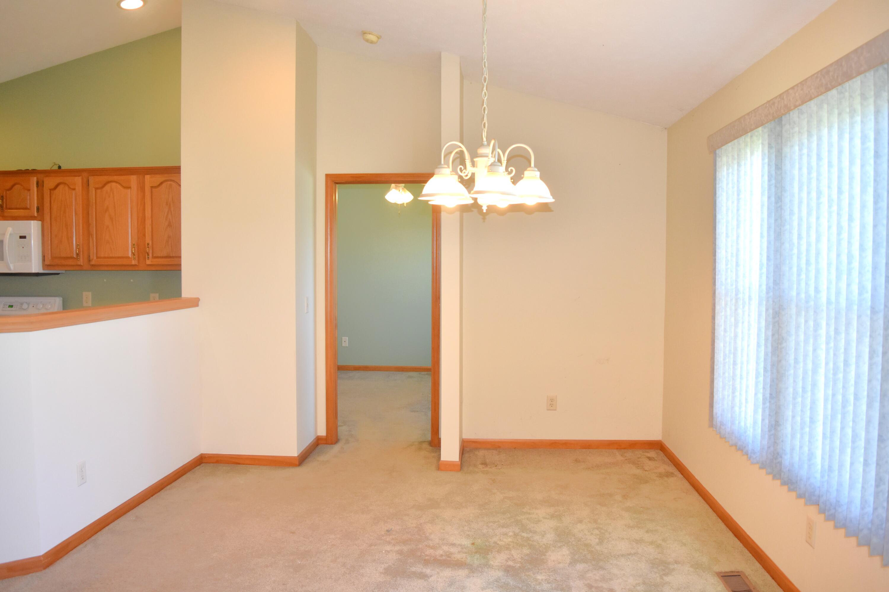 2104 Indian Ridge, Piqua, Ohio 45356