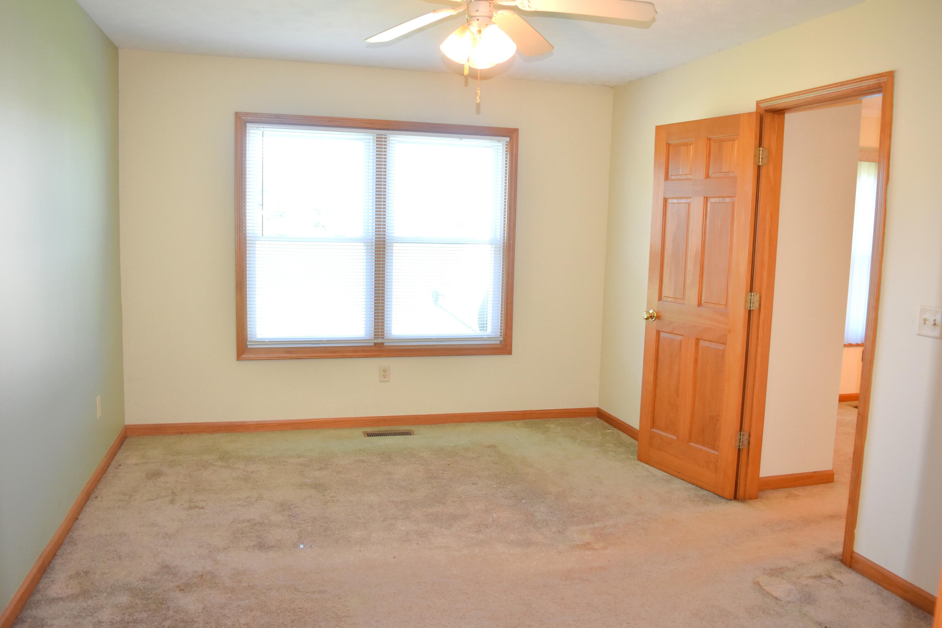 2104 Indian Ridge, Piqua, Ohio 45356