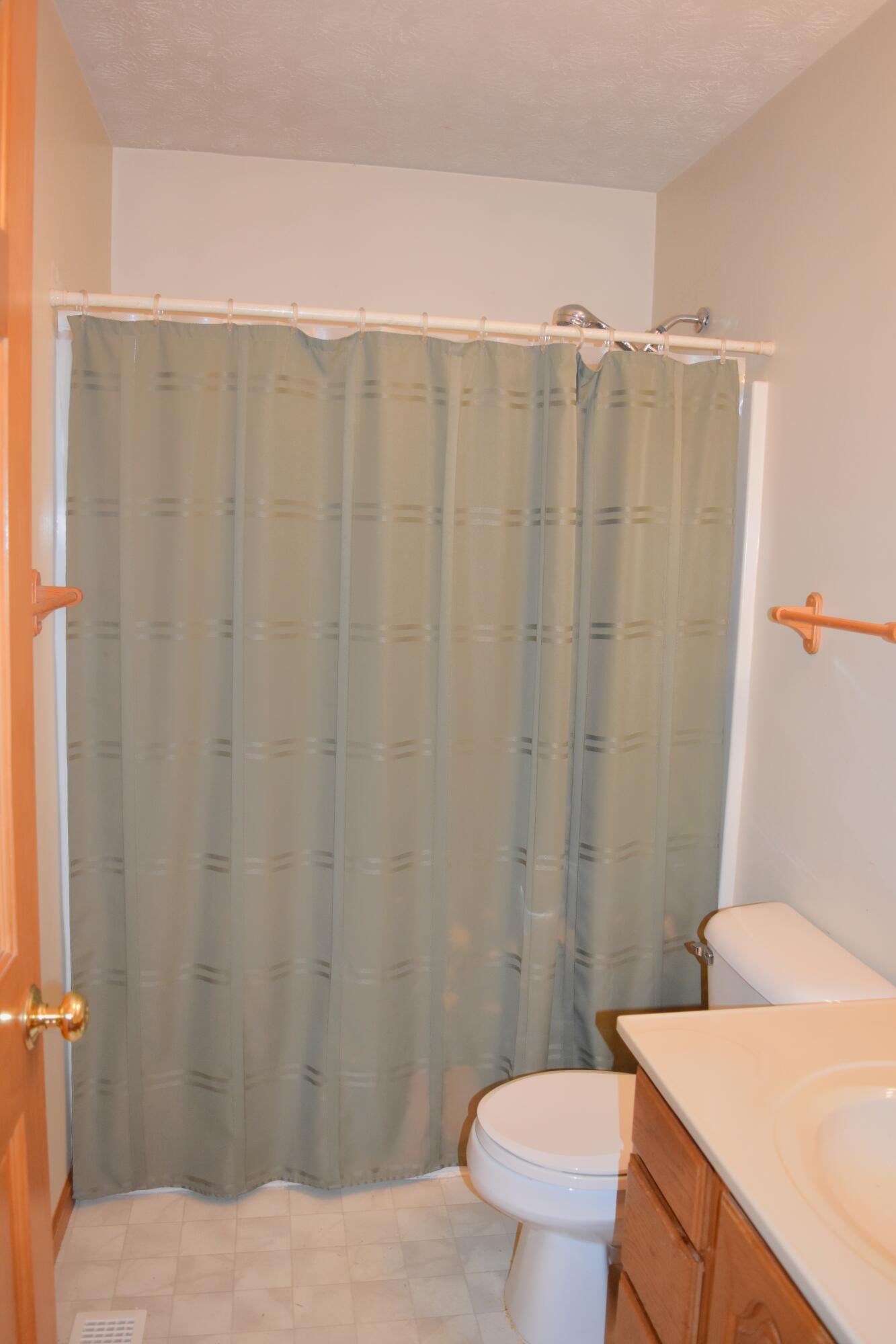 2104 Indian Ridge, Piqua, Ohio 45356