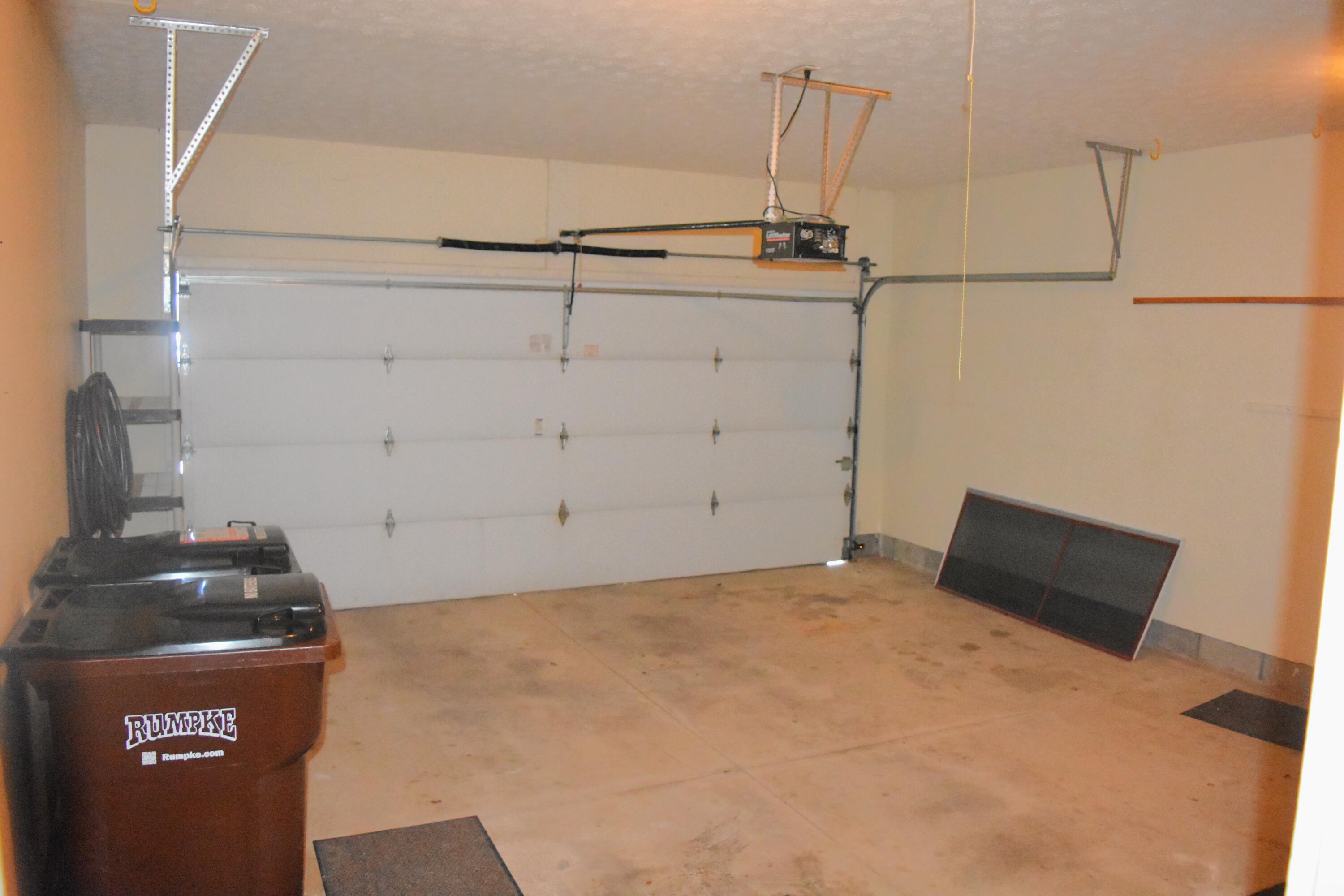 2104 Indian Ridge, Piqua, Ohio 45356