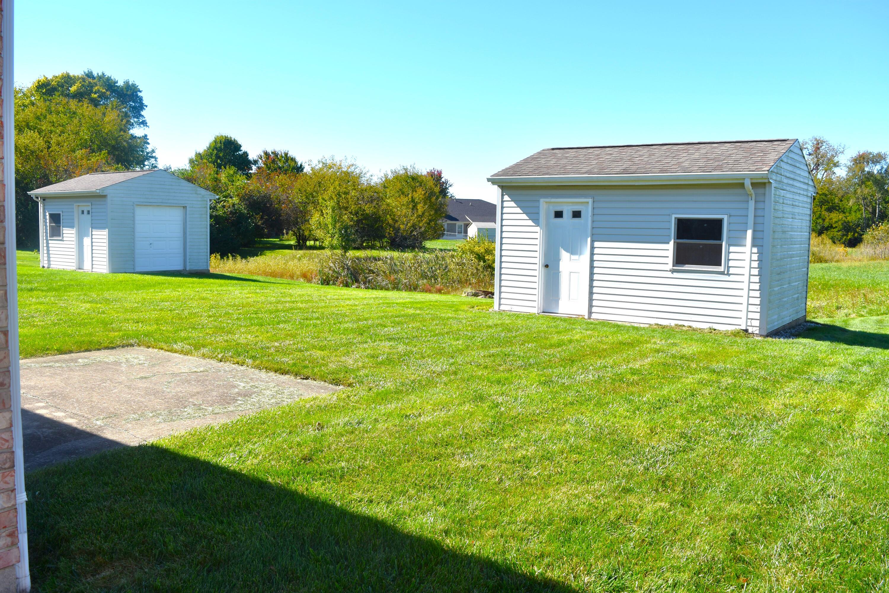 2104 Indian Ridge, Piqua, Ohio 45356