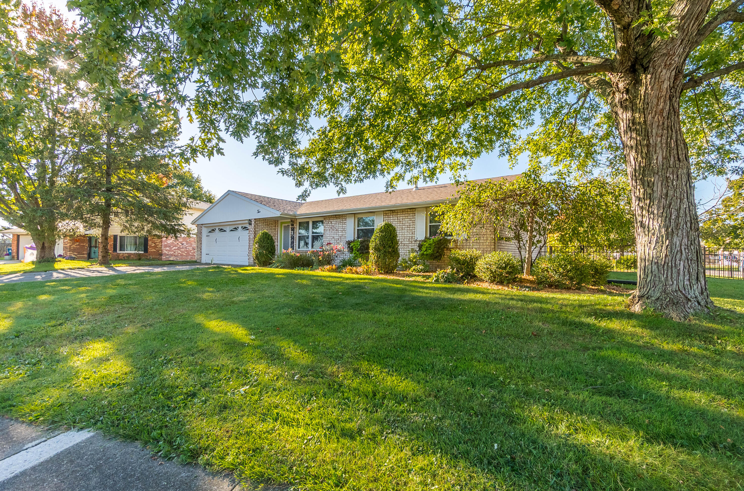 2 Apache, Tipp City, Ohio 45371