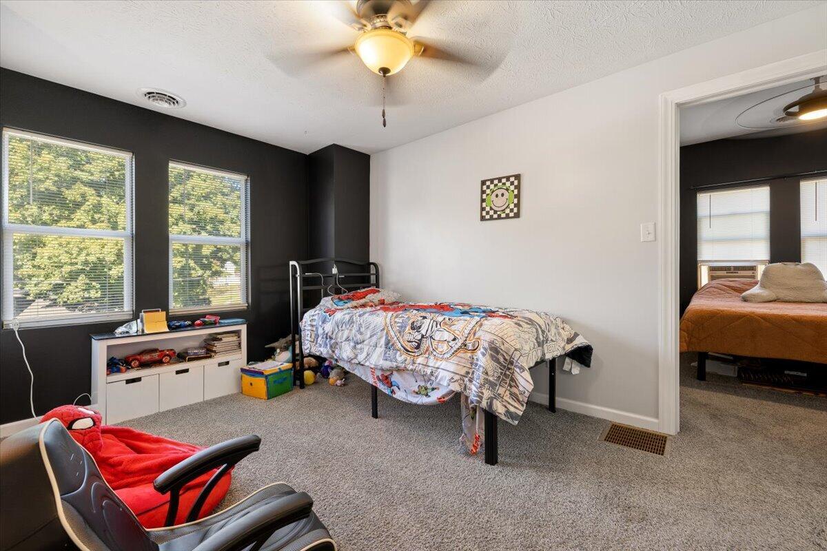 2523 Tecumseh, Springfield, Ohio 45503